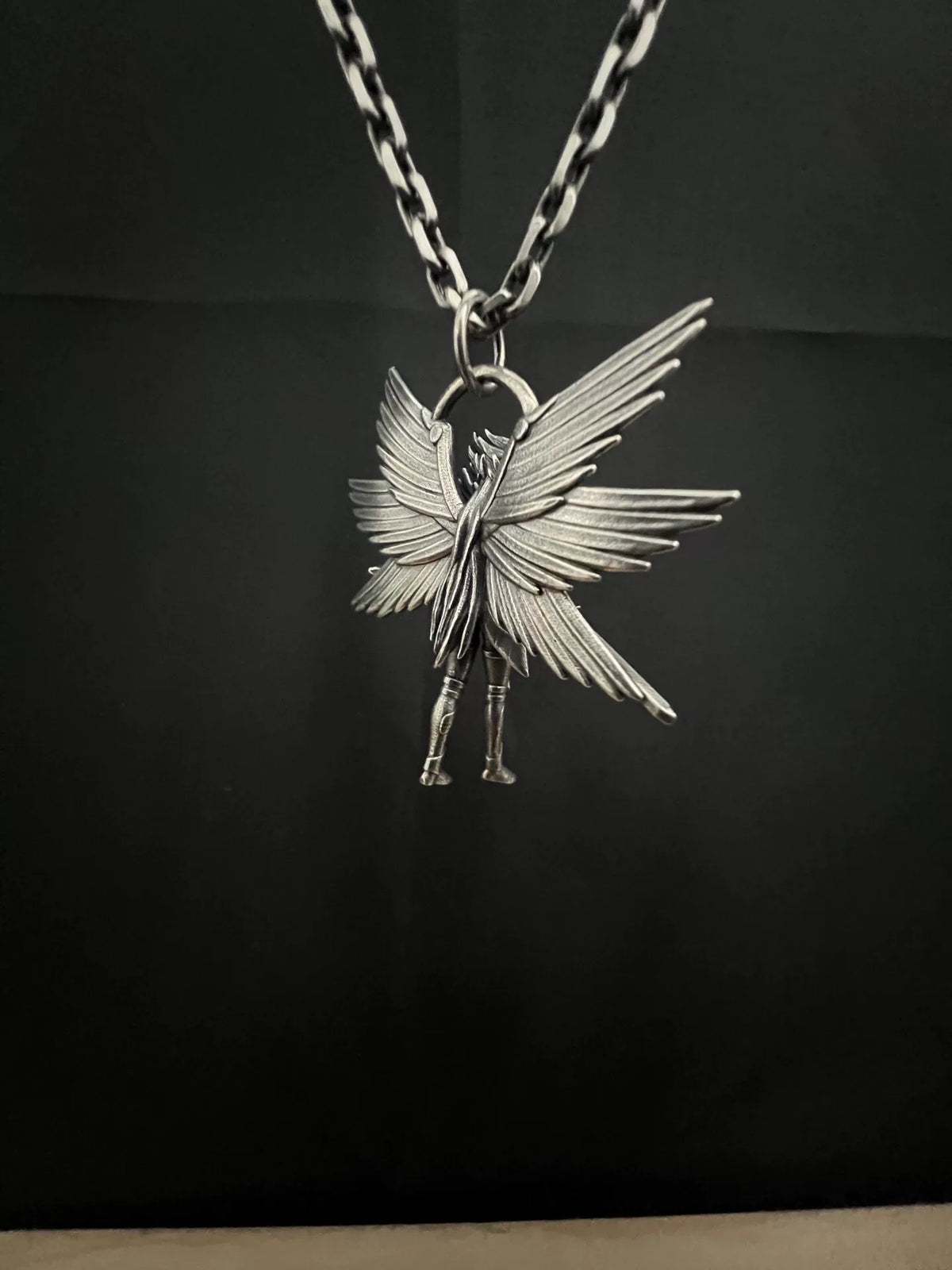 Saint Seiya Seiya silverhänge med vingar