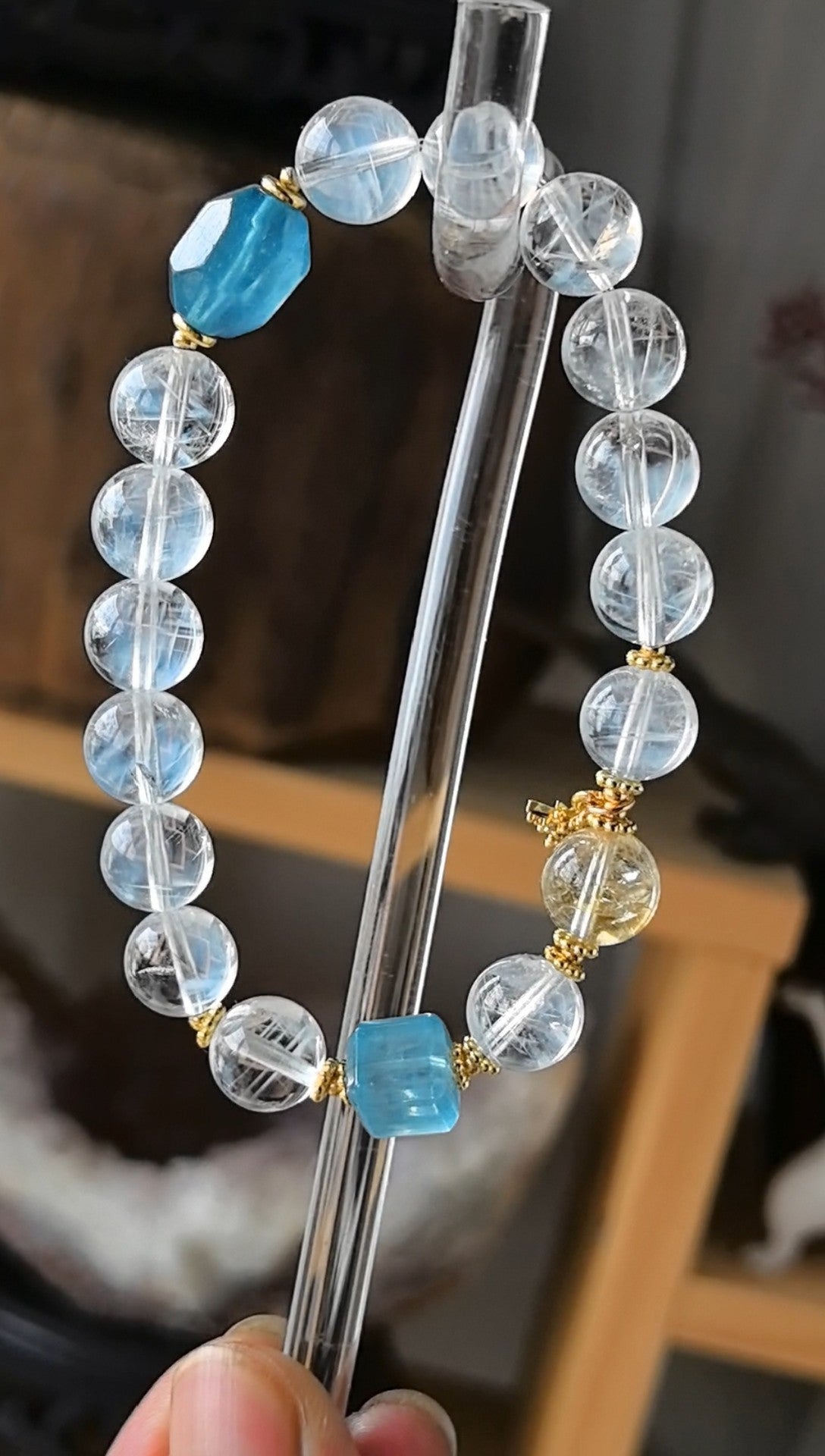 Bracciale a perline in quarzo aghi blu 9mm