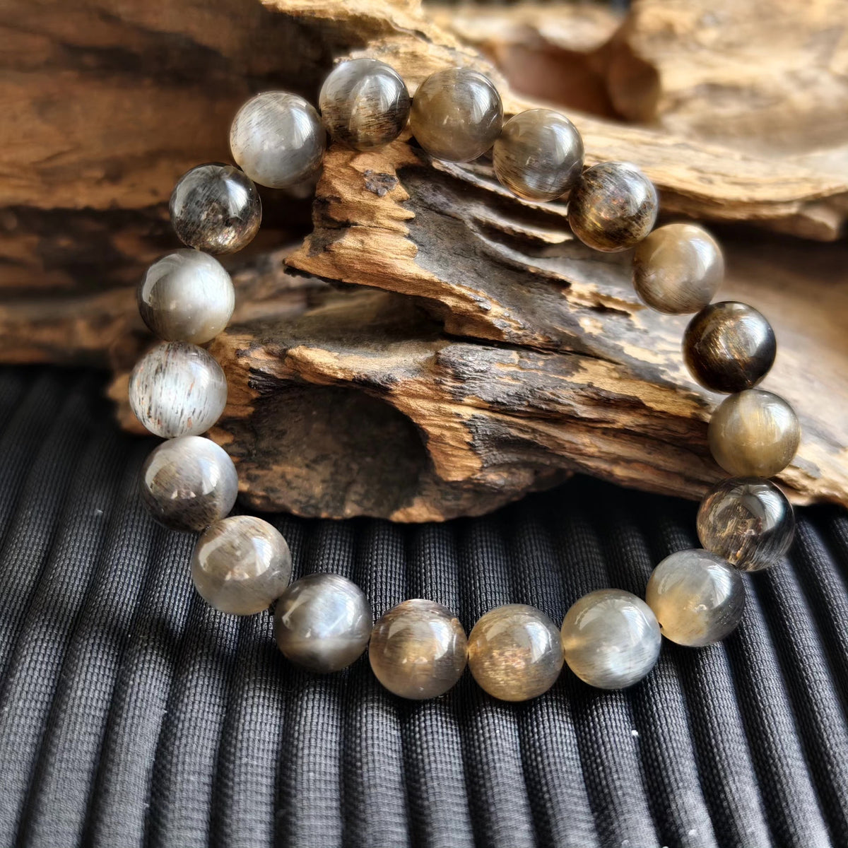 Rutilated Quartz Beaded Bracelet 10mm Cat Eye