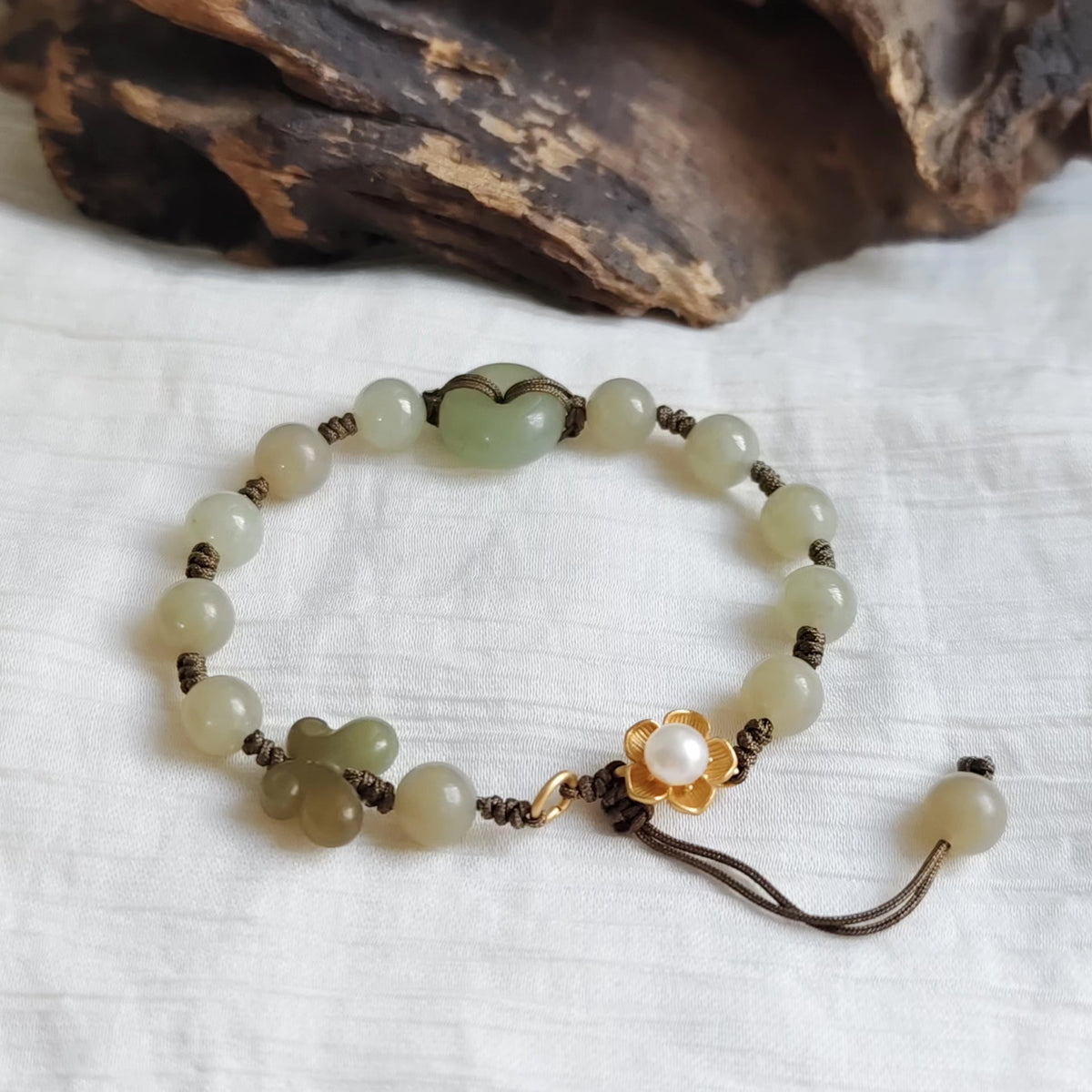 Hetian Jade Cord Bracelet Butterfly Peace Buckle