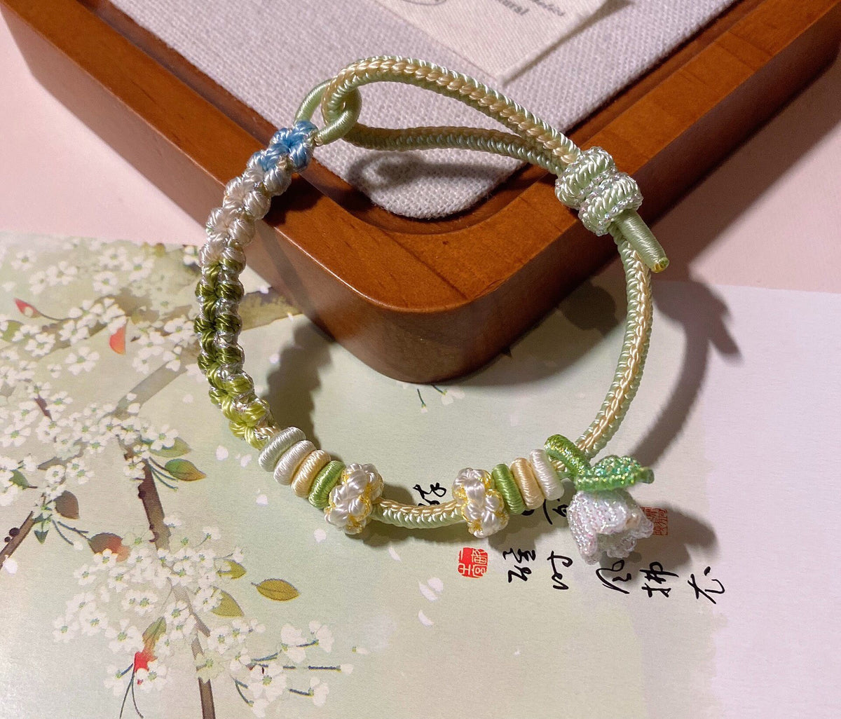 Woven Floral Bracelet with Sliding Knot