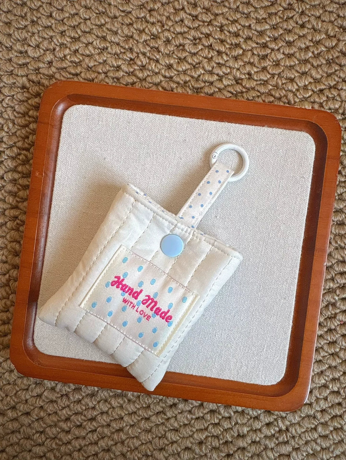 Pochette matelée faite main