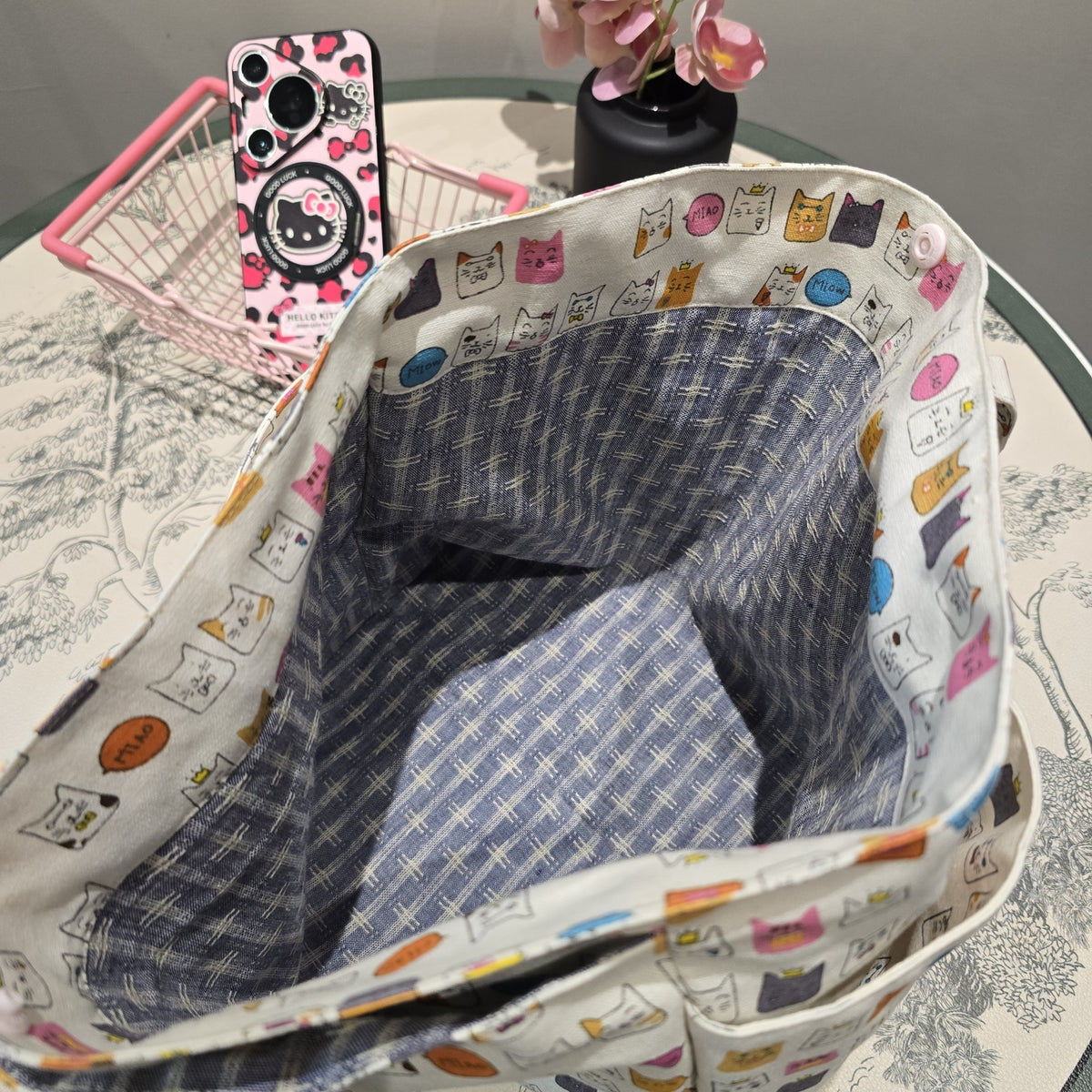 Cat Print Tote Bag with Five Pockets