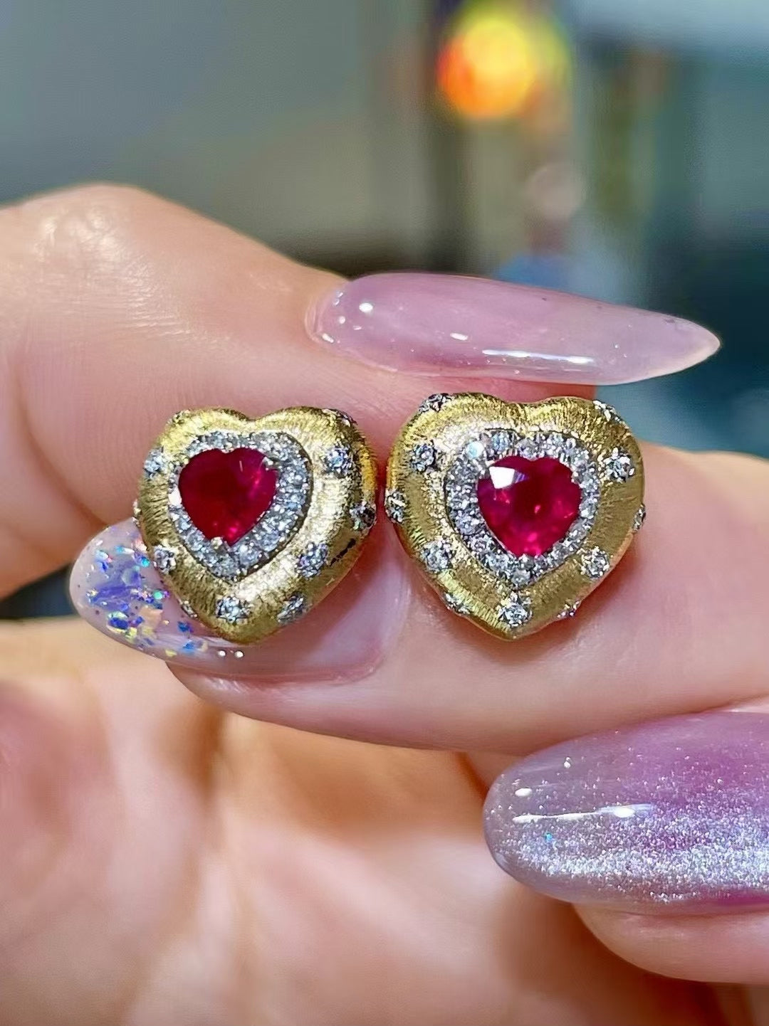 18K Gold Heart Stud Earrings with Red Gemstone and Brushed Finish
