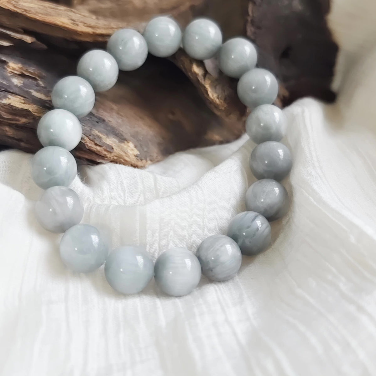 Gray Cat Eye Stone Bead Bracelet 11mm