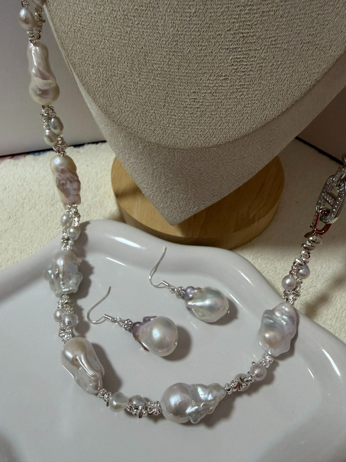 Baroque Pearl Jewelry Set with Silver Clasps