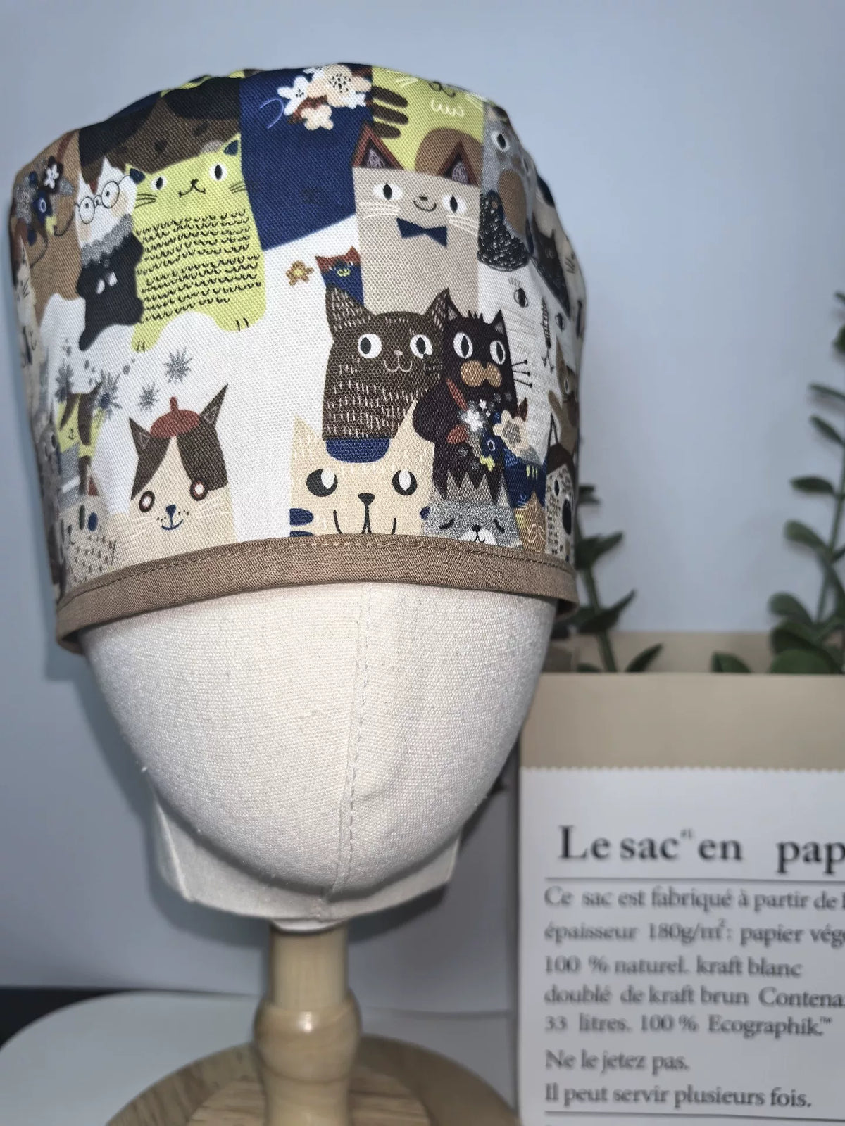 OP-Haube mit Katzenmuster aus Baumwolleinwand