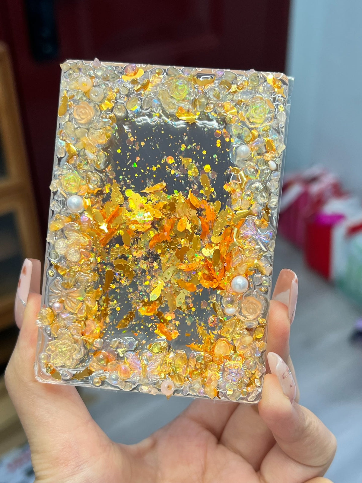 Golden Quicksand Resin Card Brick with Gold Flakes