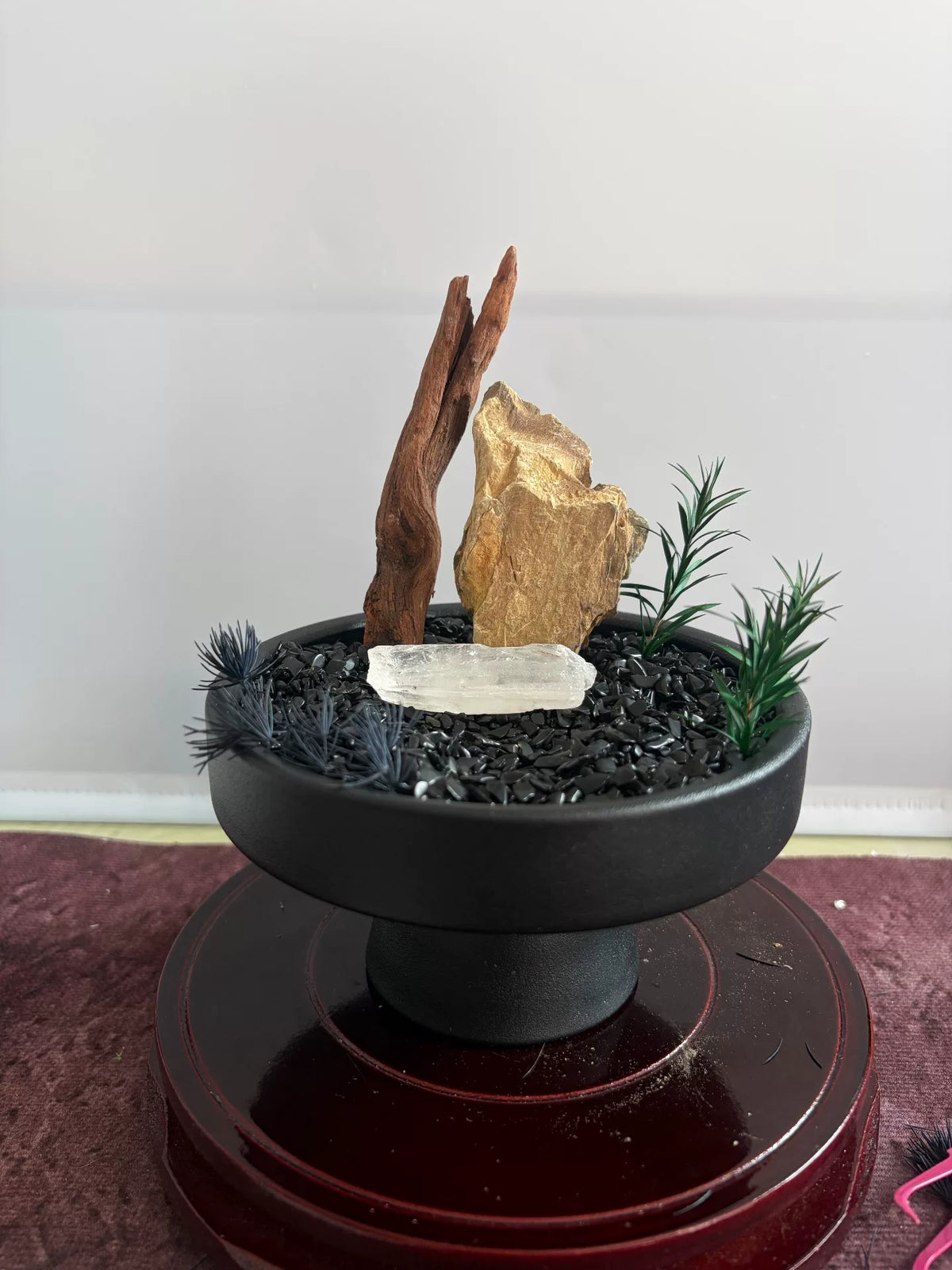 Bonsai-dekoration i naturlig vit kvarts