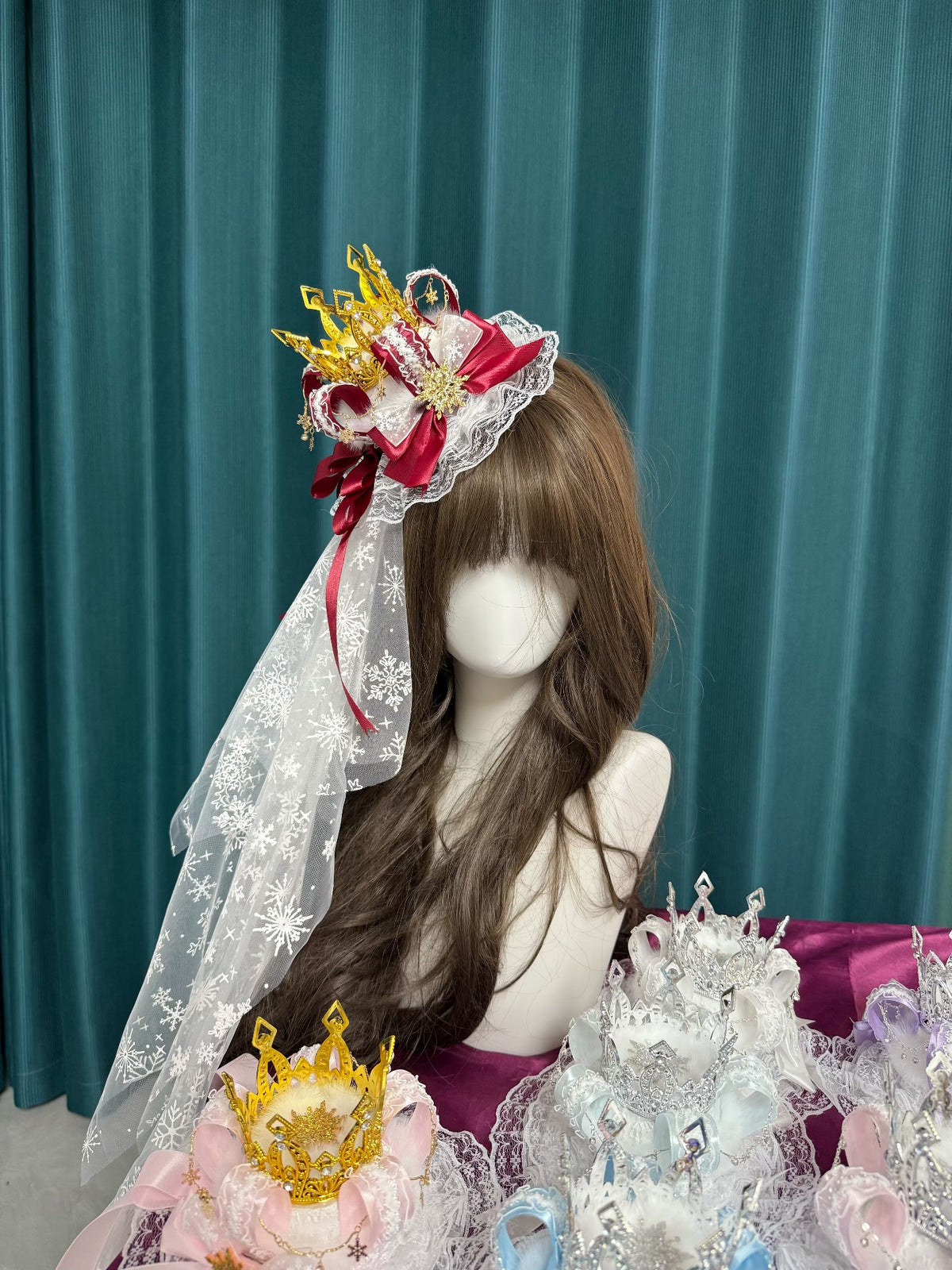 Red Gold Crown Mini Top Hat