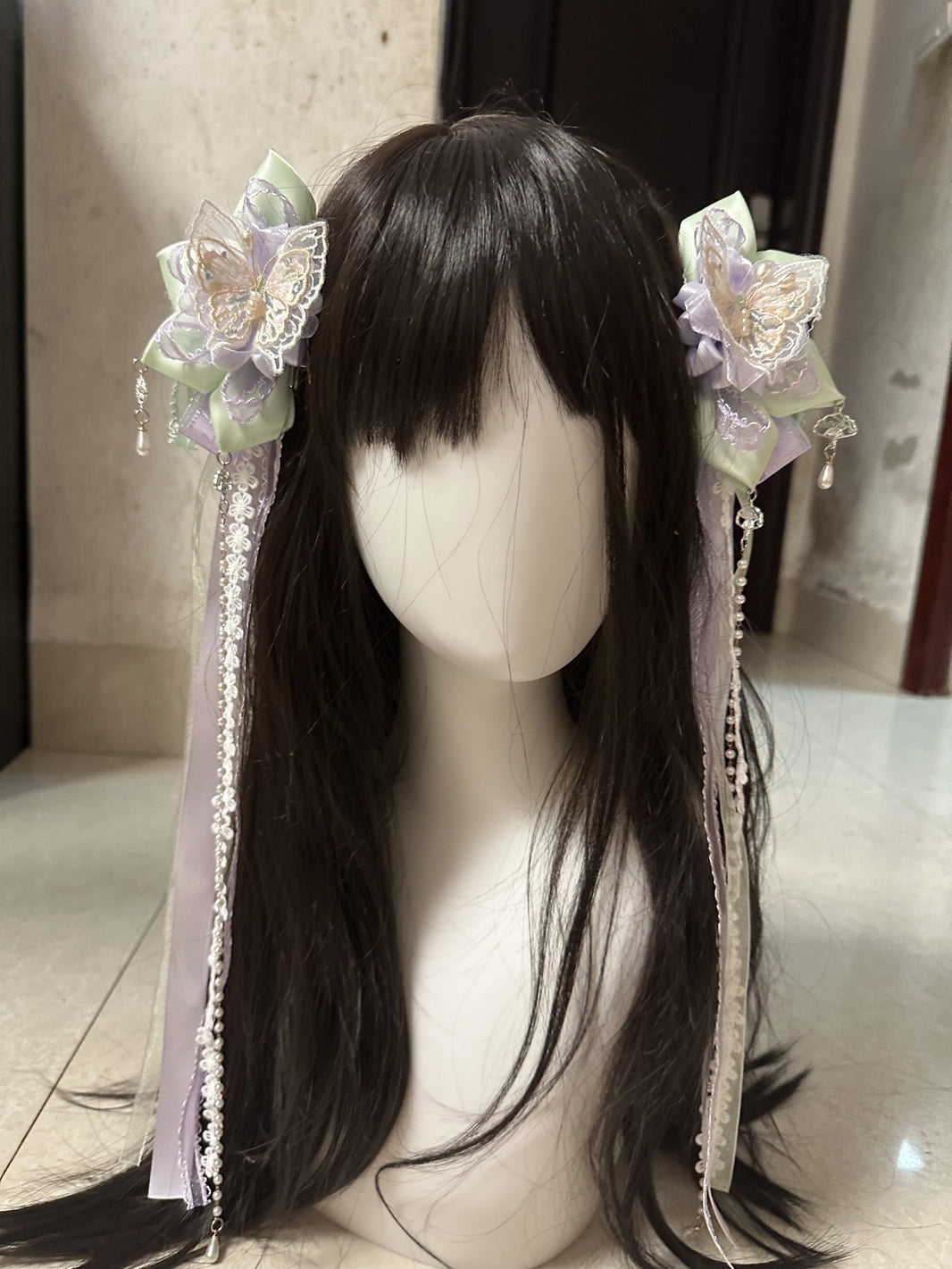 1067035276785 - Image 1