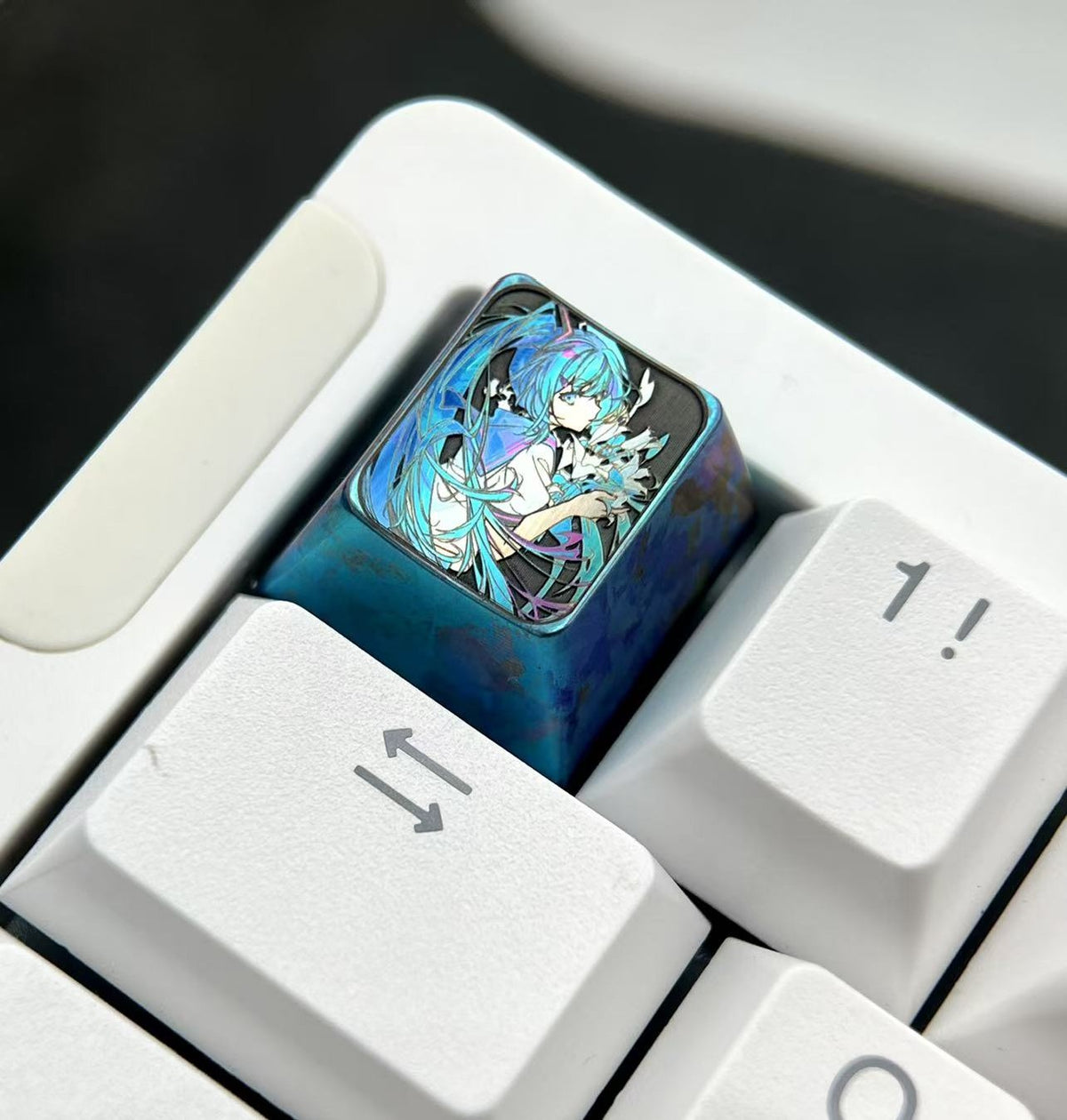 Hatsune Miku 1u Titanium Alloy Keycap