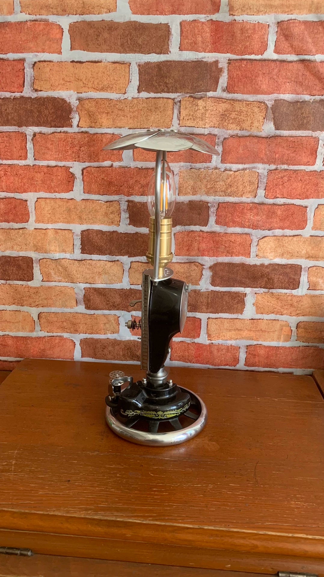 Candeeira de Mesa Industrial Mecânica de Metal 37 cm