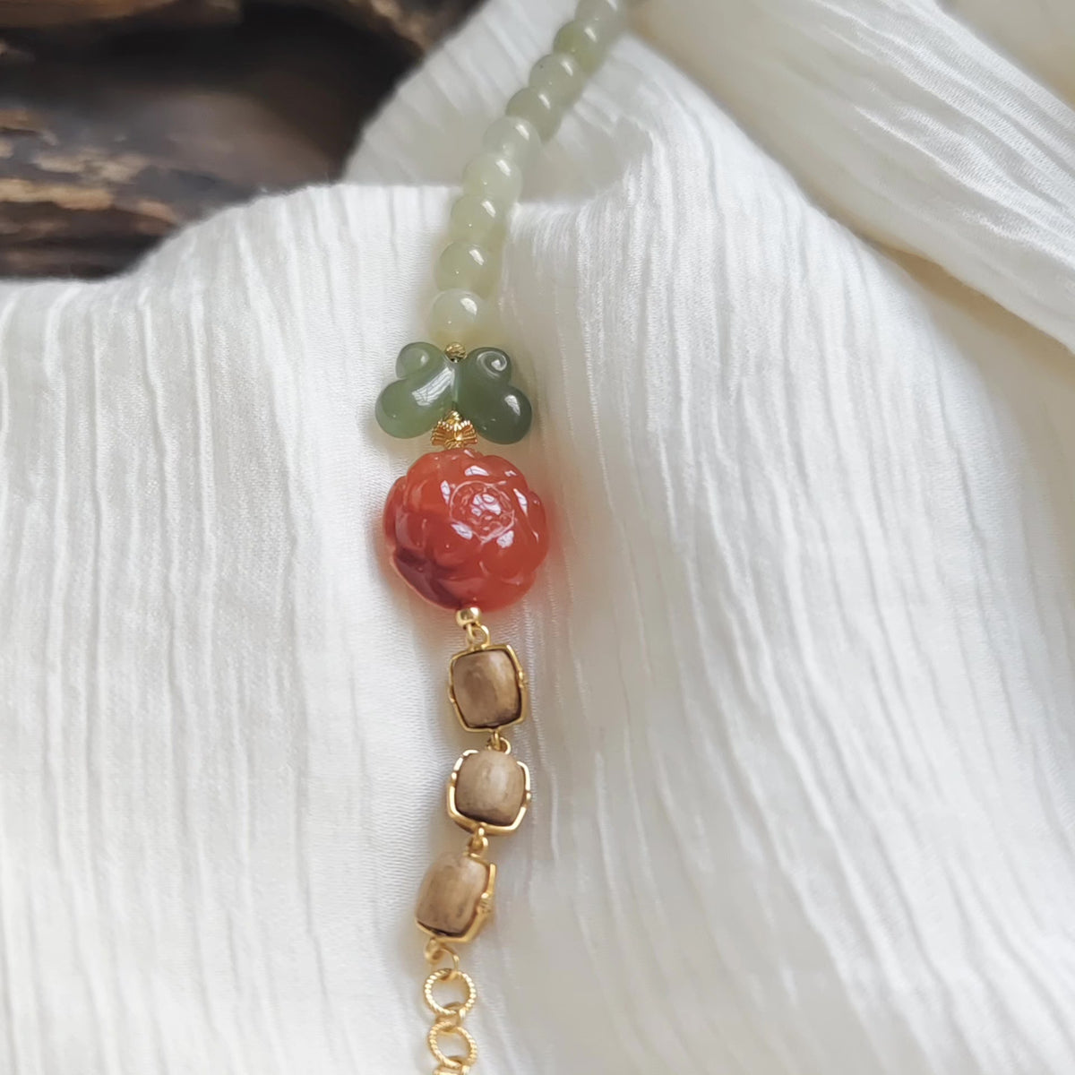 Southern Red Agate Peony Hetian Jade Butterfly Pendant