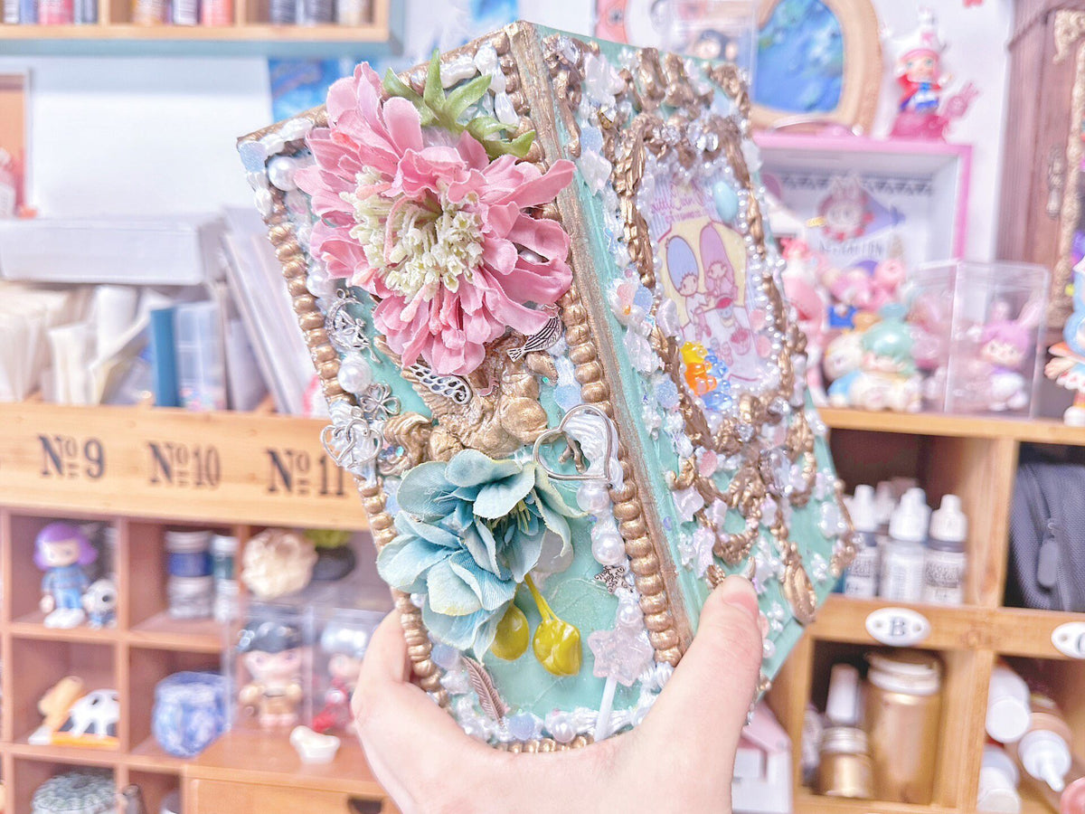 Handmade Junk Journal Little Twin Stars Theme