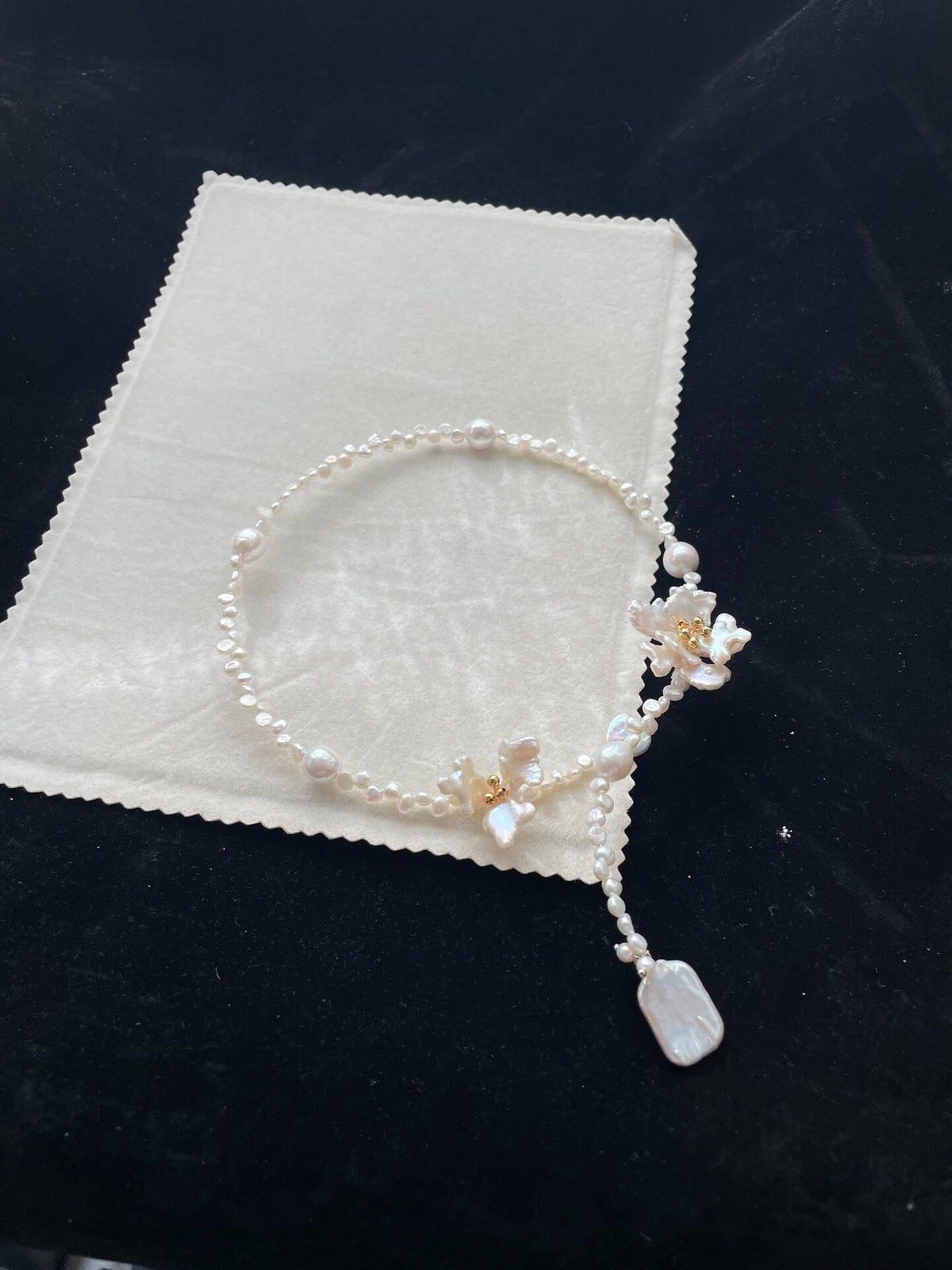 Natural Pearl Y-Shaped Choker Necklace