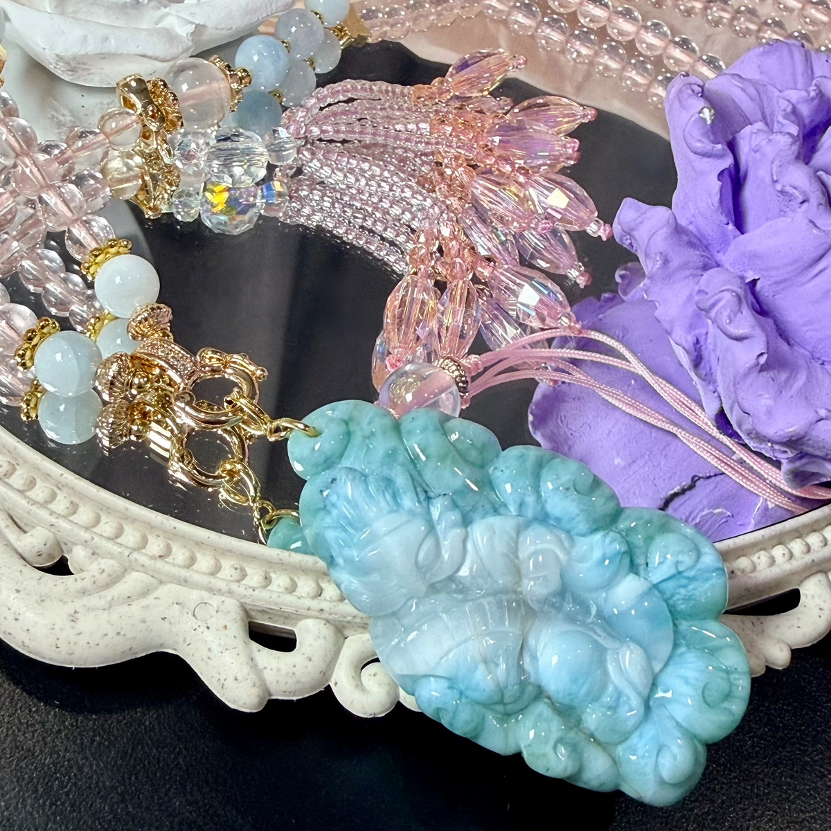 Pendente Larimar Fox com Quartzo Rosa e Borlas