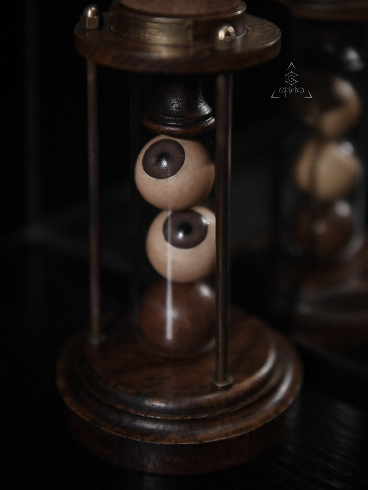 Eyeball Display Device Wooden Base