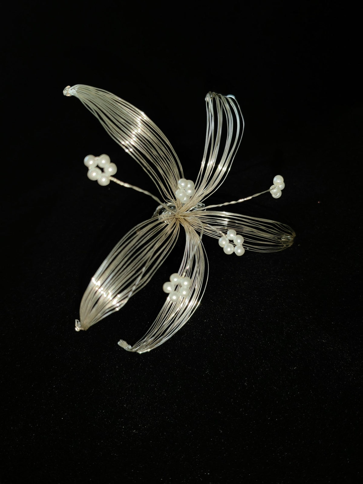 Handcrafted Wire Flower Hair Brooch Pearl