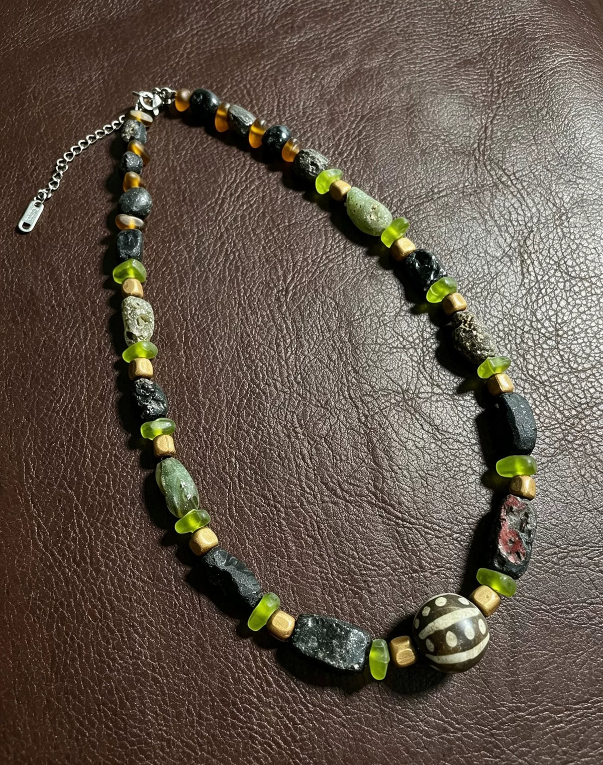 1083713479202 - Image 1