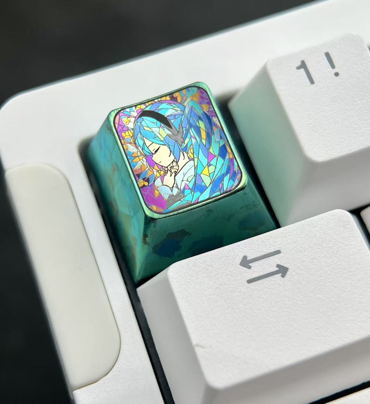 Hatsune Miku Titanium Alloy Keycap