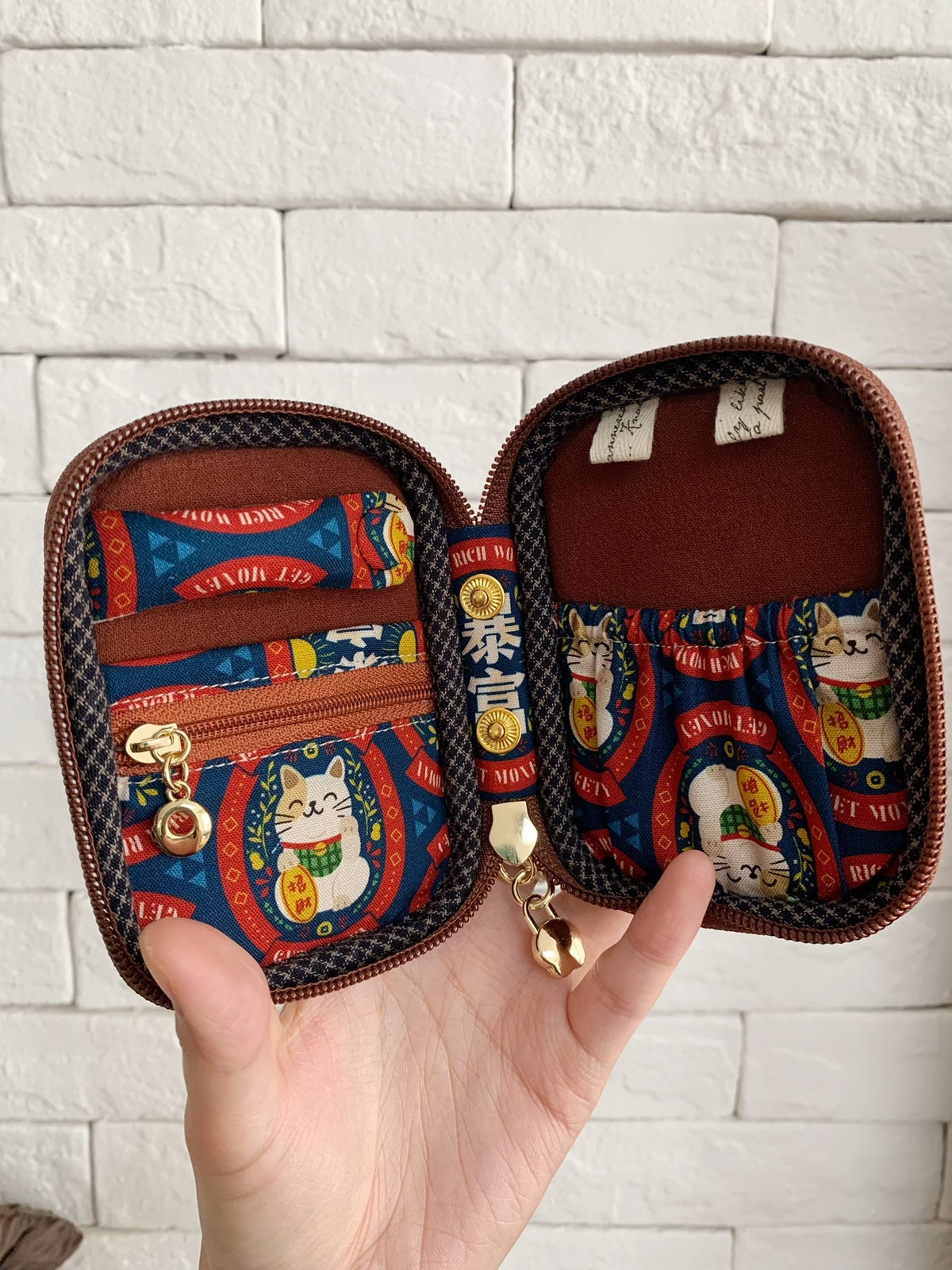 Navy Maneki-neko Zippered Pouch
