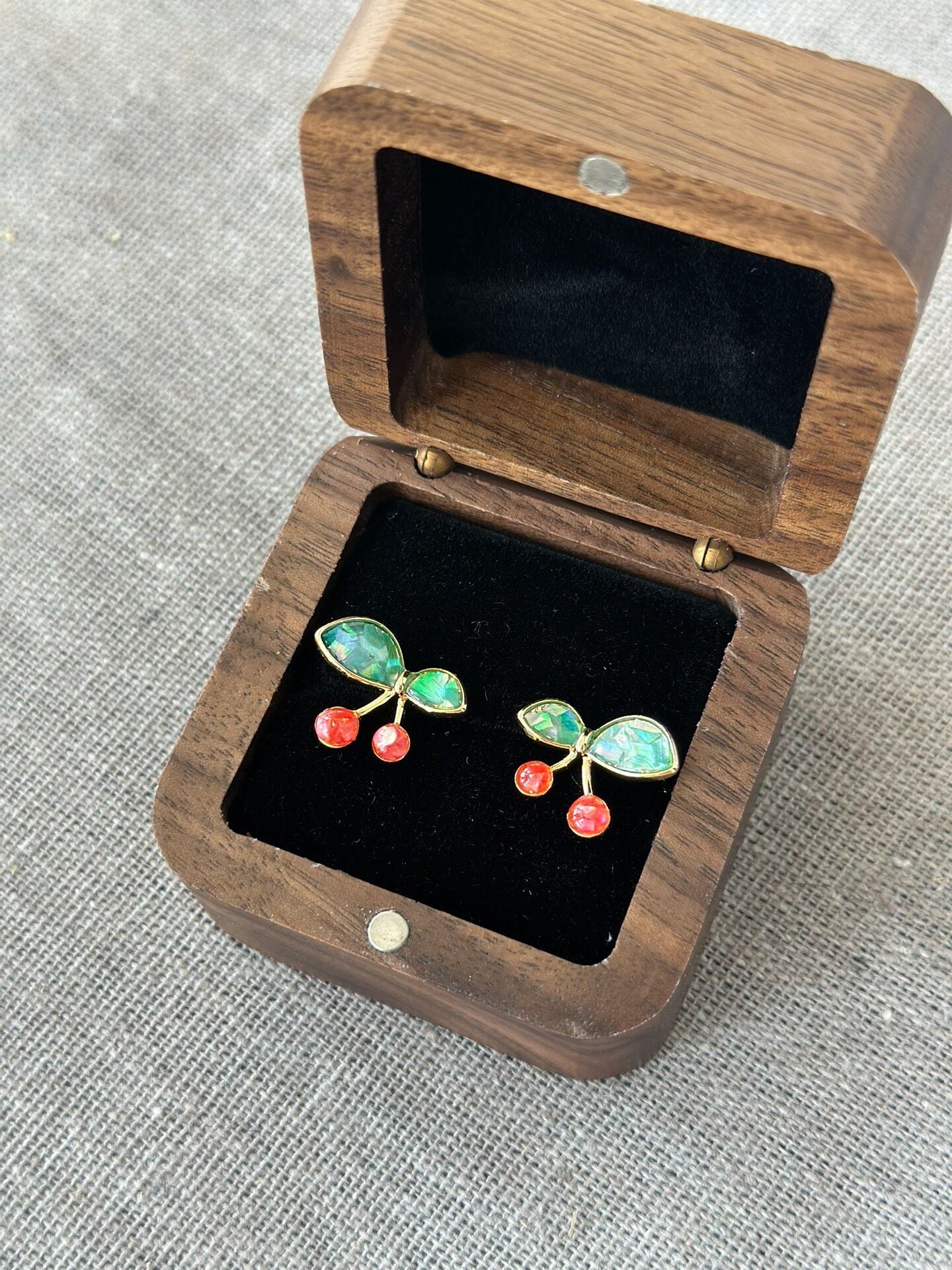 Cherry Intangible Cultural Heritage Shell Inlay Earrings