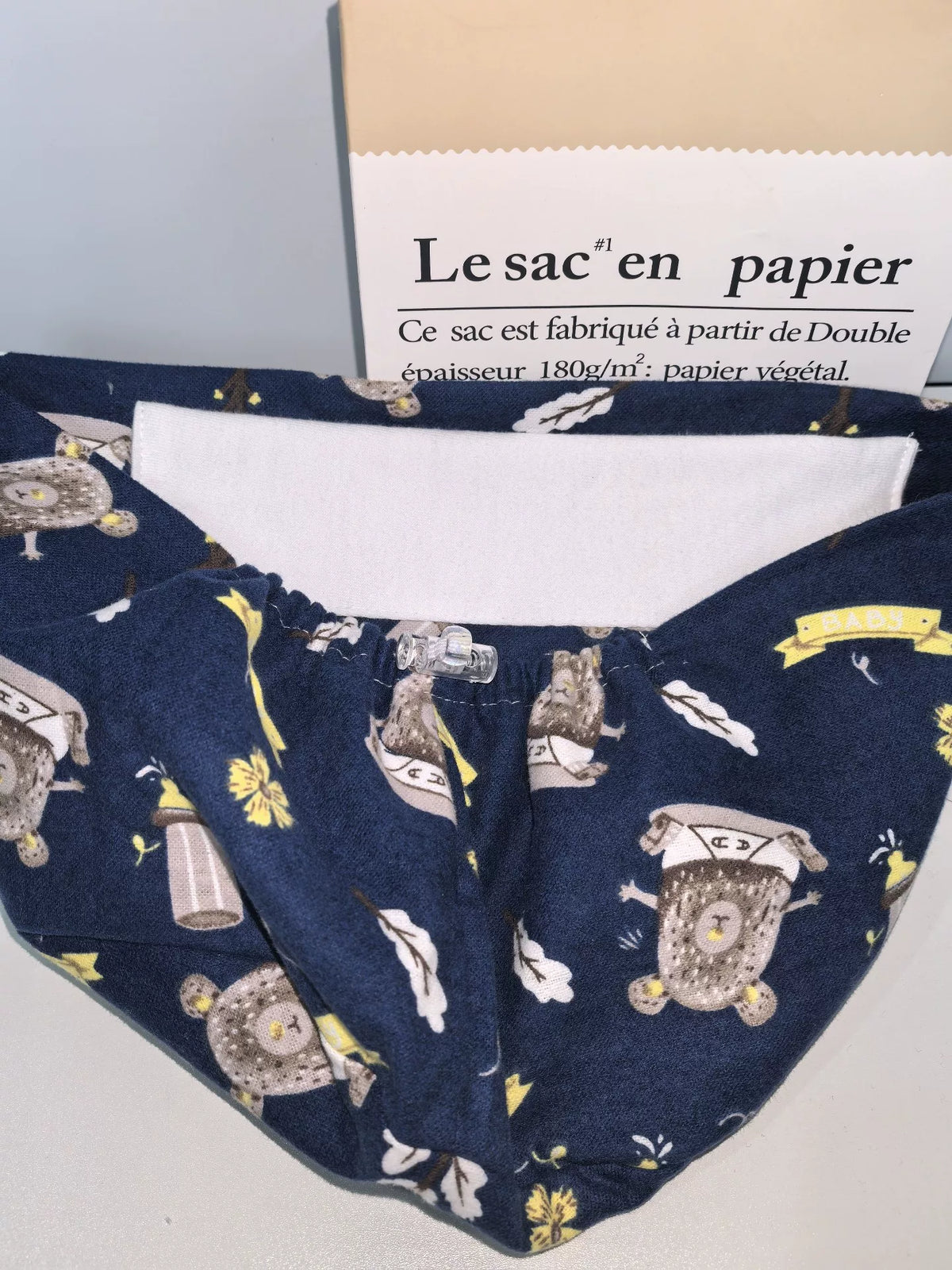 Charlotte en coton bleu marine ours en peluche