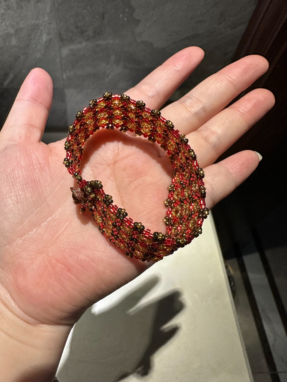 Handcrafted Beaded Bracelet with Lattice Design
