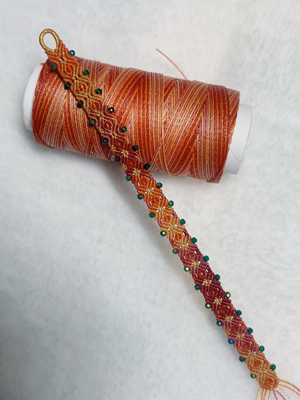 Handgewebtes Wachscord-Armband