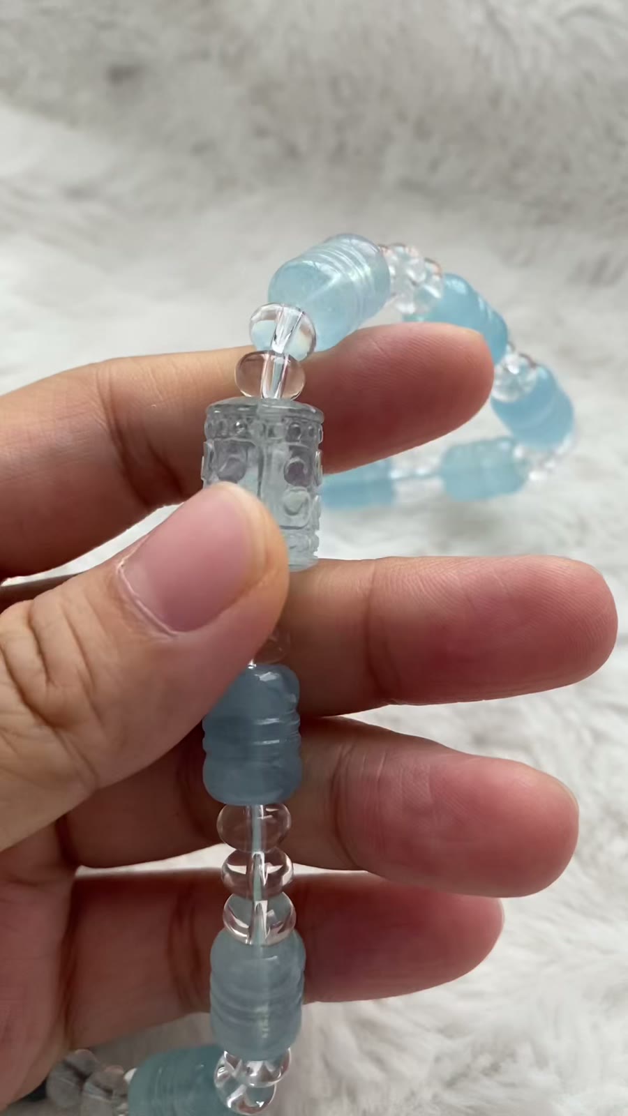 Weißer Kristall Aquamarin Geschnitzte Perlenkette