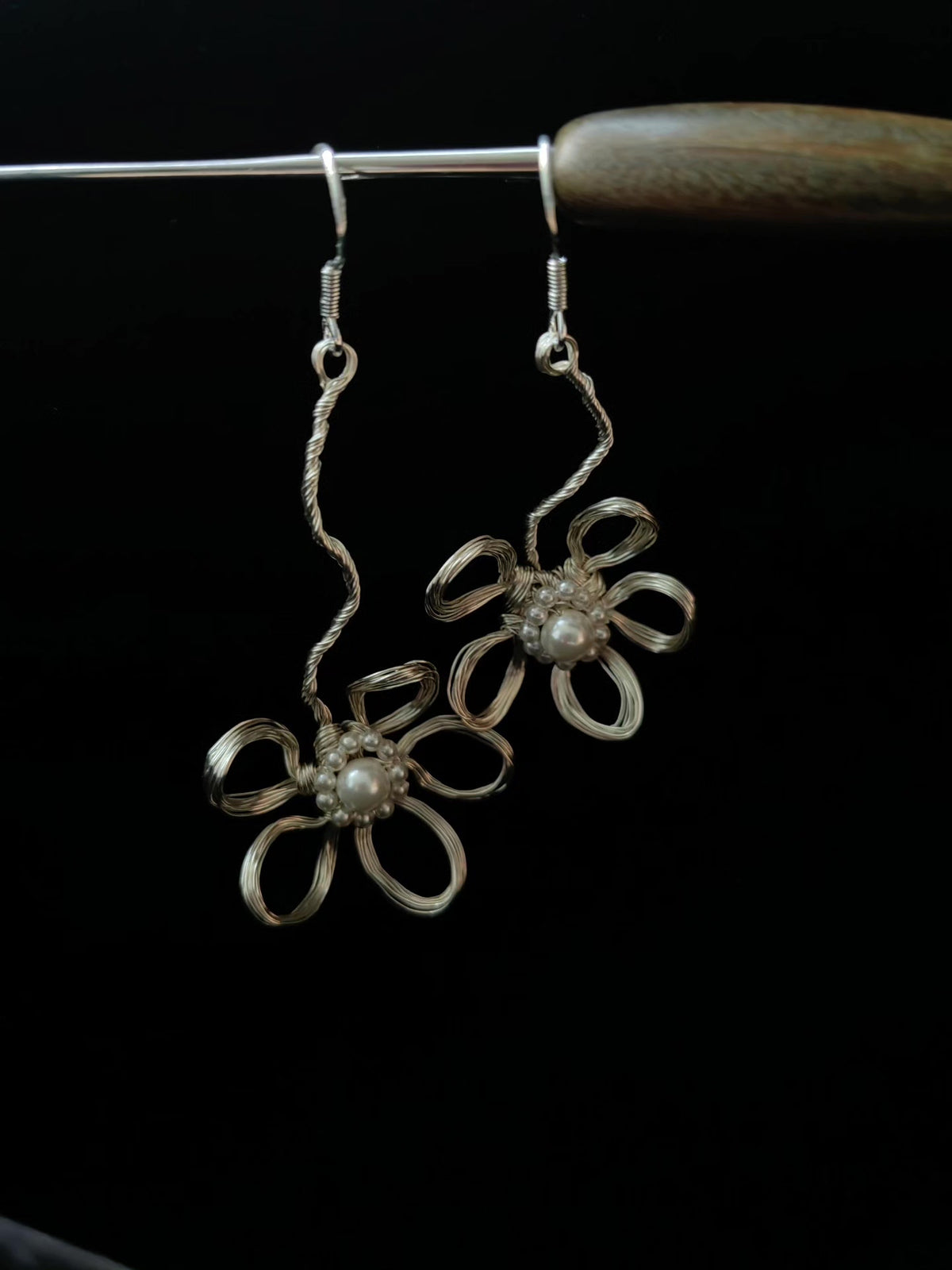 Handmade Wire Flower Pearl Earrings