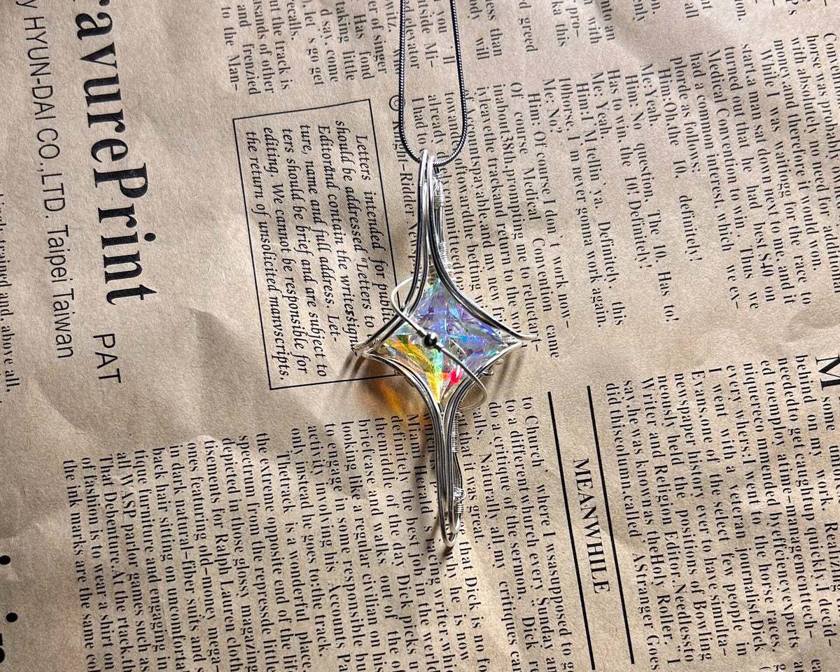 Wire Wrapped Star Pendant Zircon