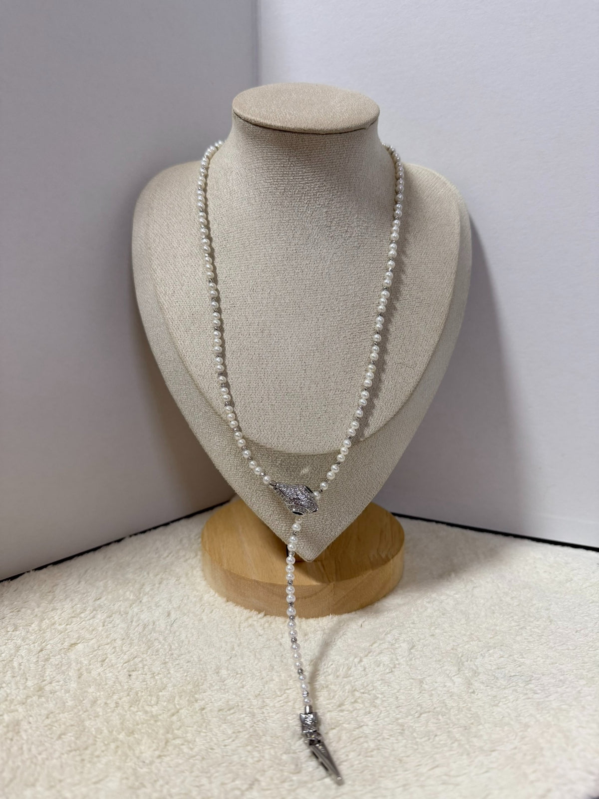 Snake Head Pearl Lariat Necklace 58cm