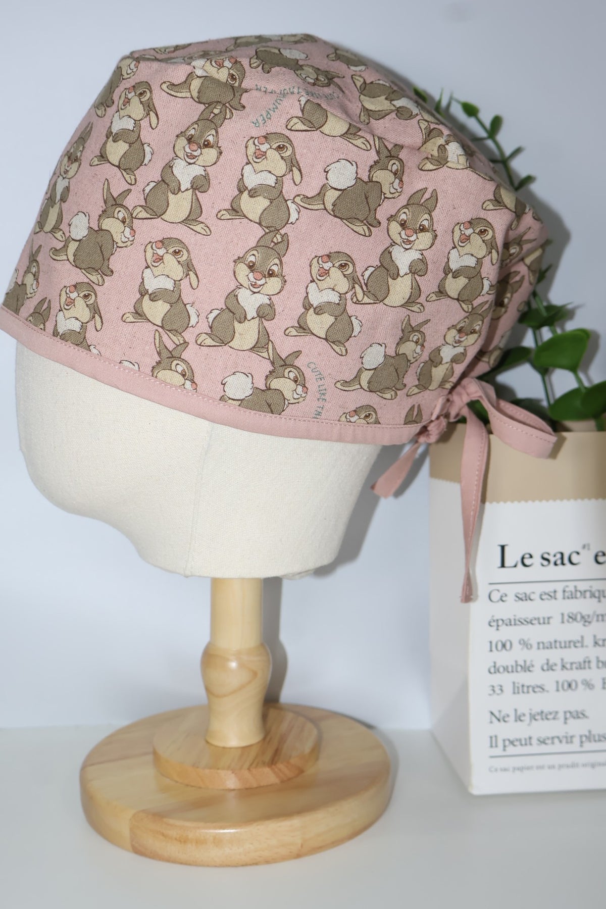 Calot en coton-lin rose à motif Thumper