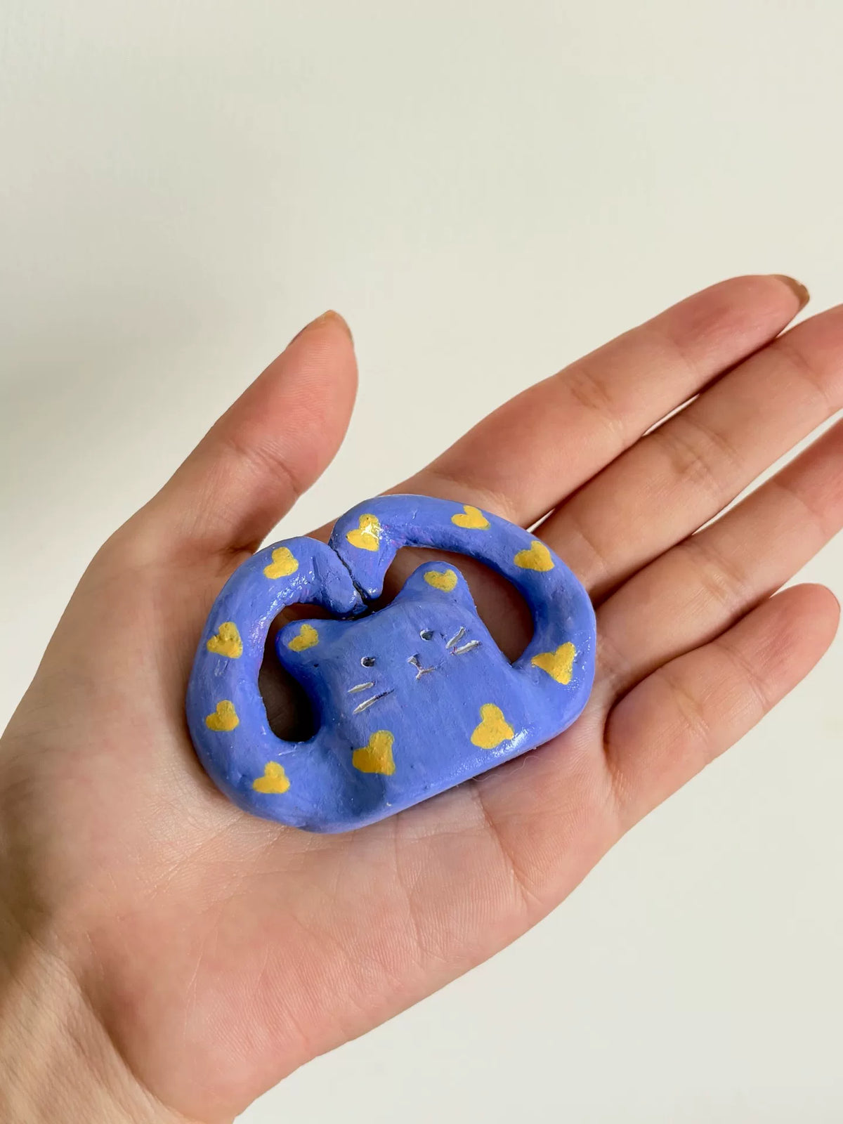 Blue Heart Cat Clay Decorative Holder