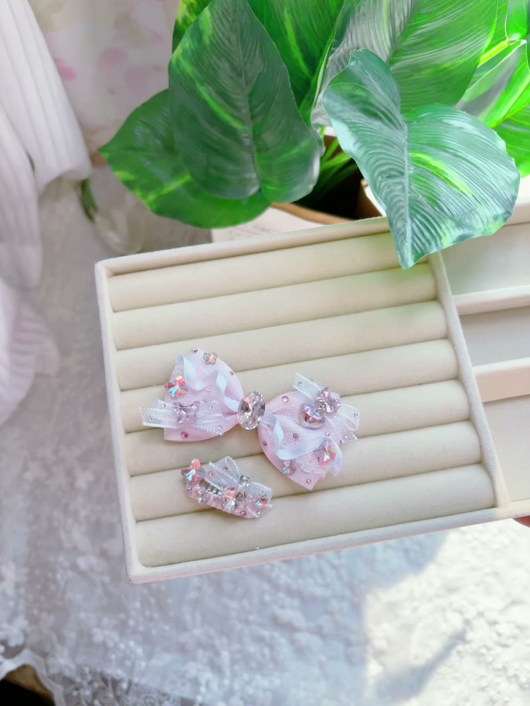 Pink Rhinestone Bow Hair Clip Set