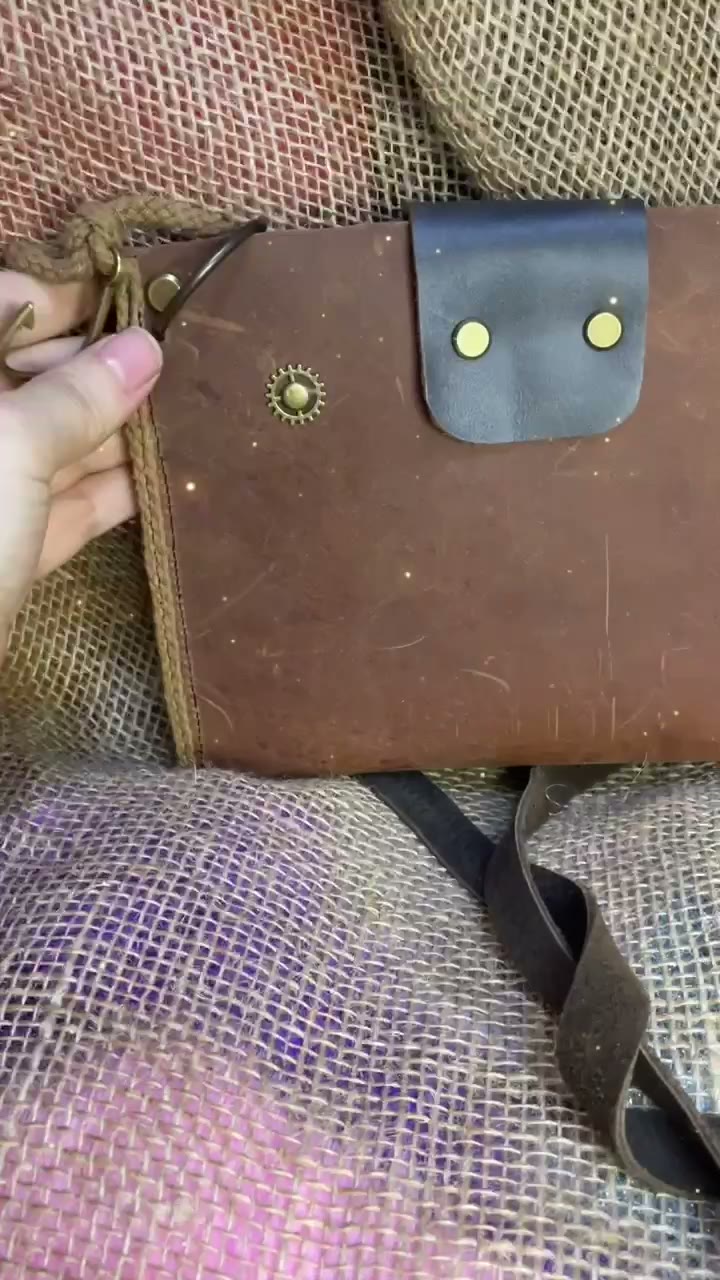Steampunk Crazy Horse Leather Crossbody Bag