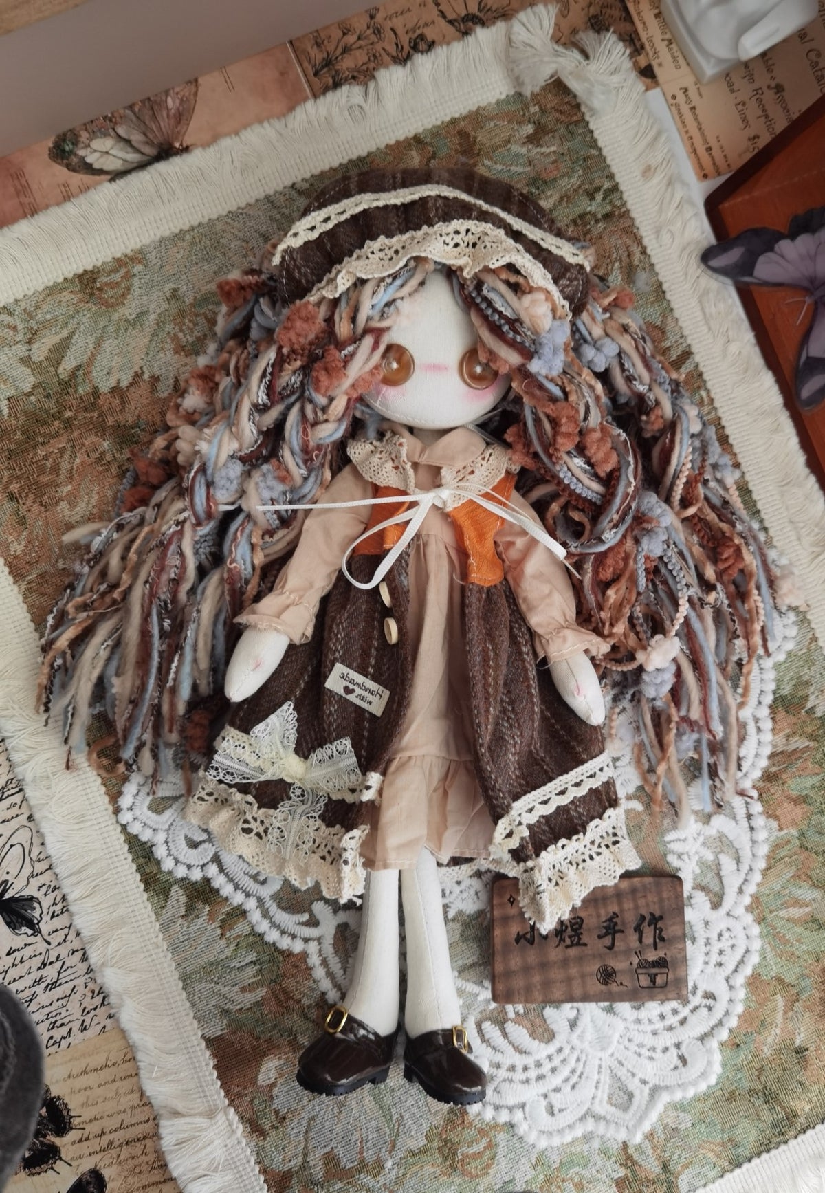Button-Eyed Doll Ghost Mom 30cm