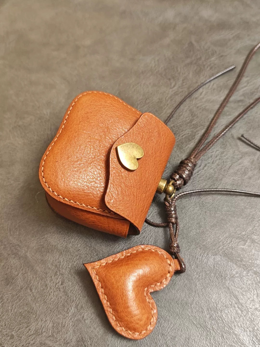 Vegetable Tanned Leather Earbud Pouch with Lanyard