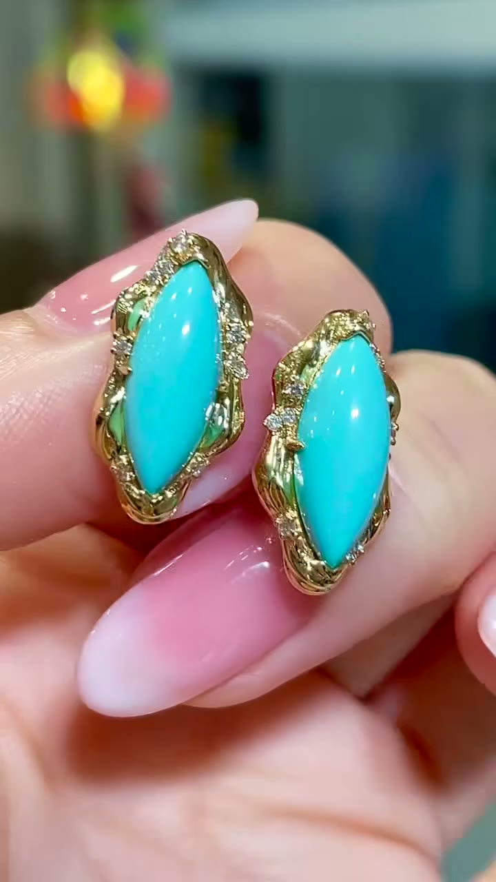 18K Gold Turquoise Diamond Stud Earrings