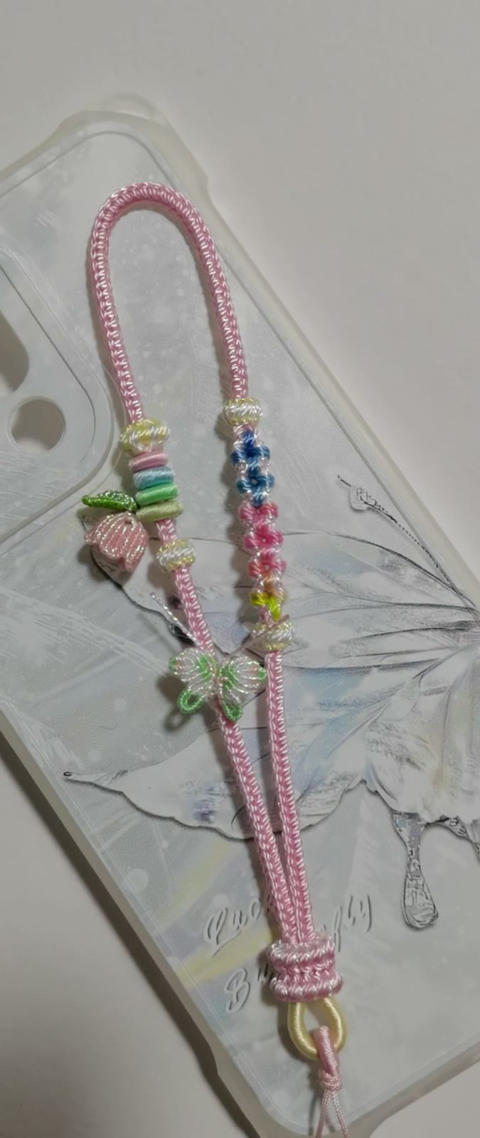 Lanyard artesanal para móvil de cordón trenzado rosa