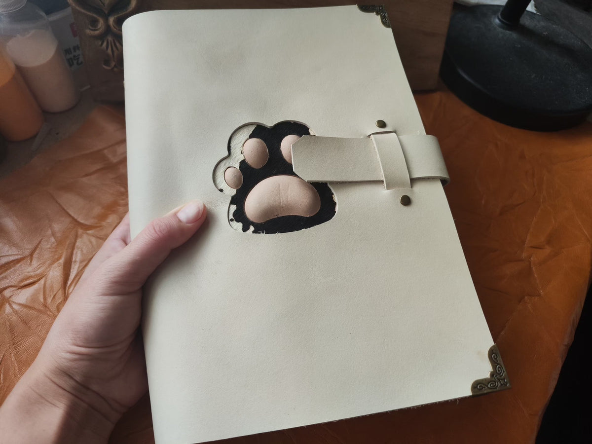A5 Paw Print Loose Leaf Notebook