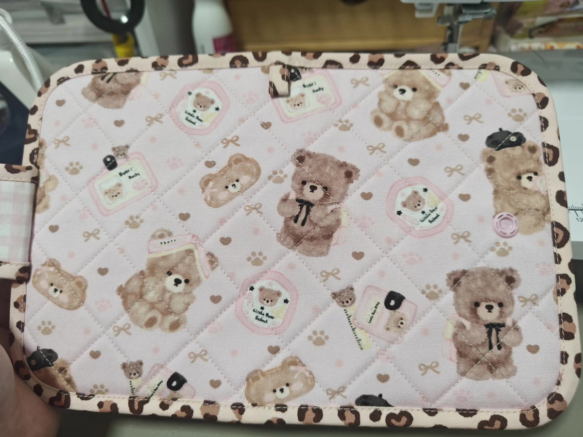 Copertina trapuntata per quaderno A6 con stampa orsetti