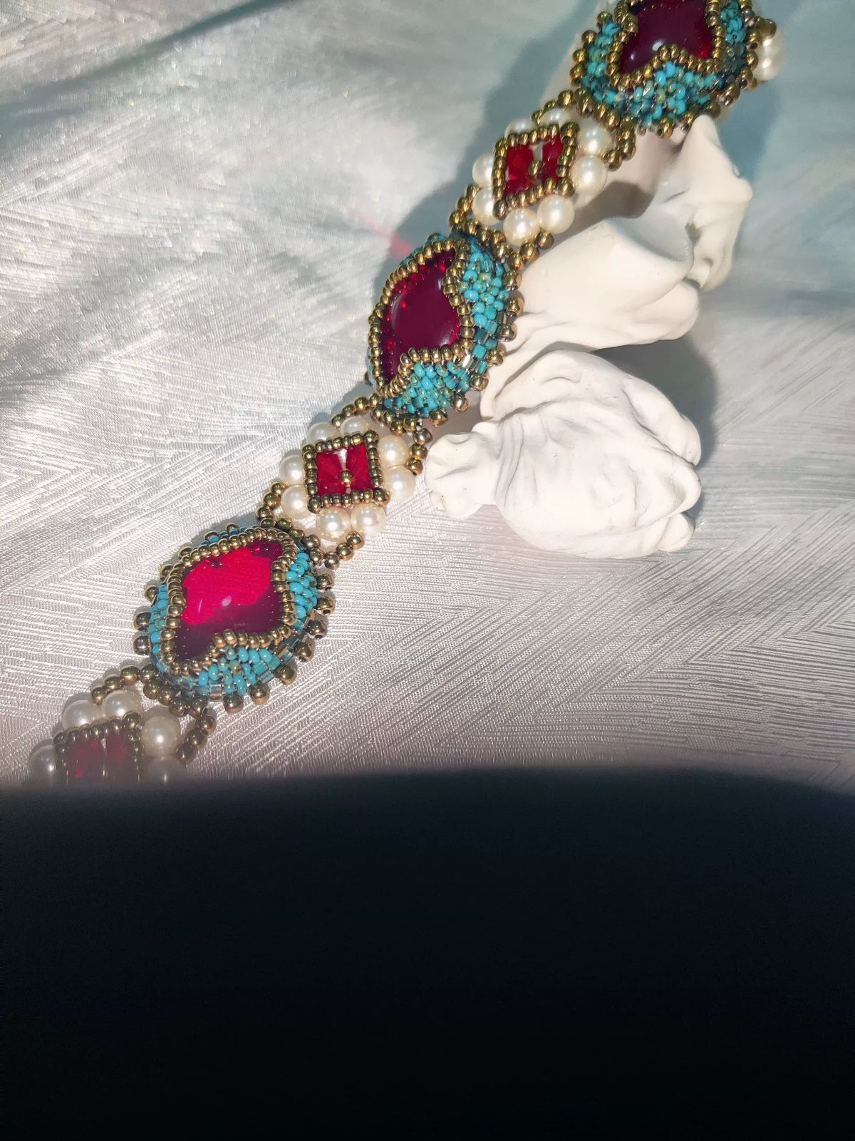 Pulseira de Cristal Vermelho Feita à Mão Victorian Phantom
