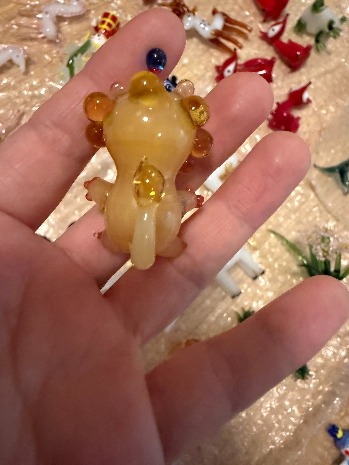 Figurine de Lion Dessin Animé en Verre Ambré Artisanal