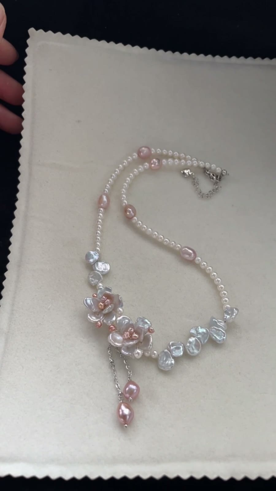 Natural Pearl Two-Flower Necklace
