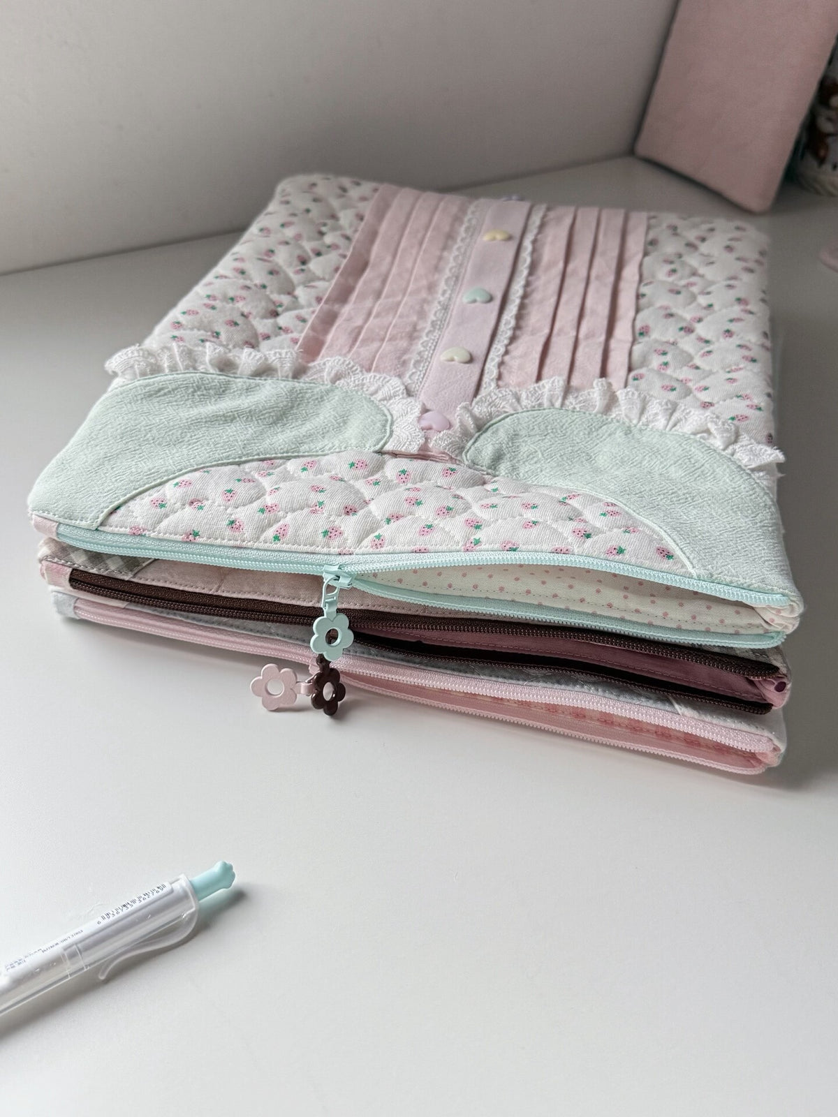 Doll Collar Quilted Storage Bag