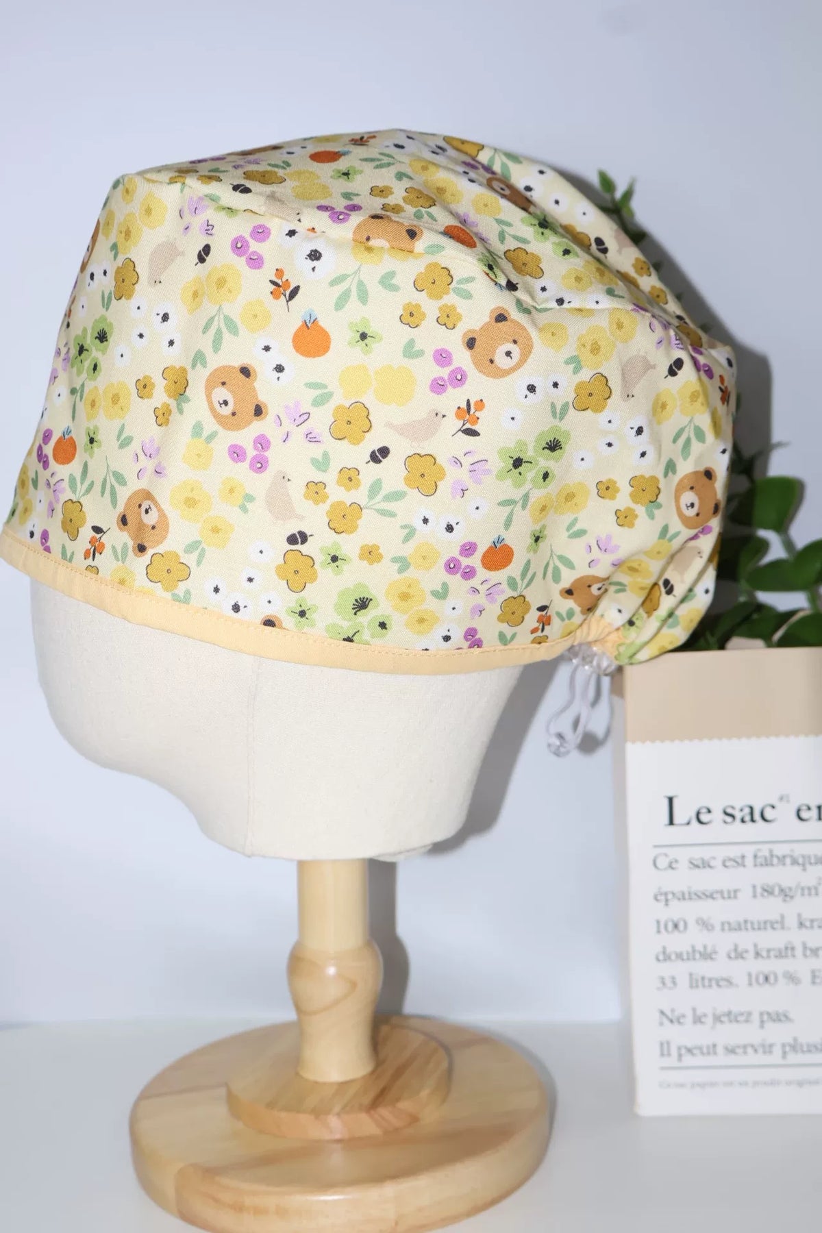 Gorro quirúrgico de algodón con estampado de flores y ositos