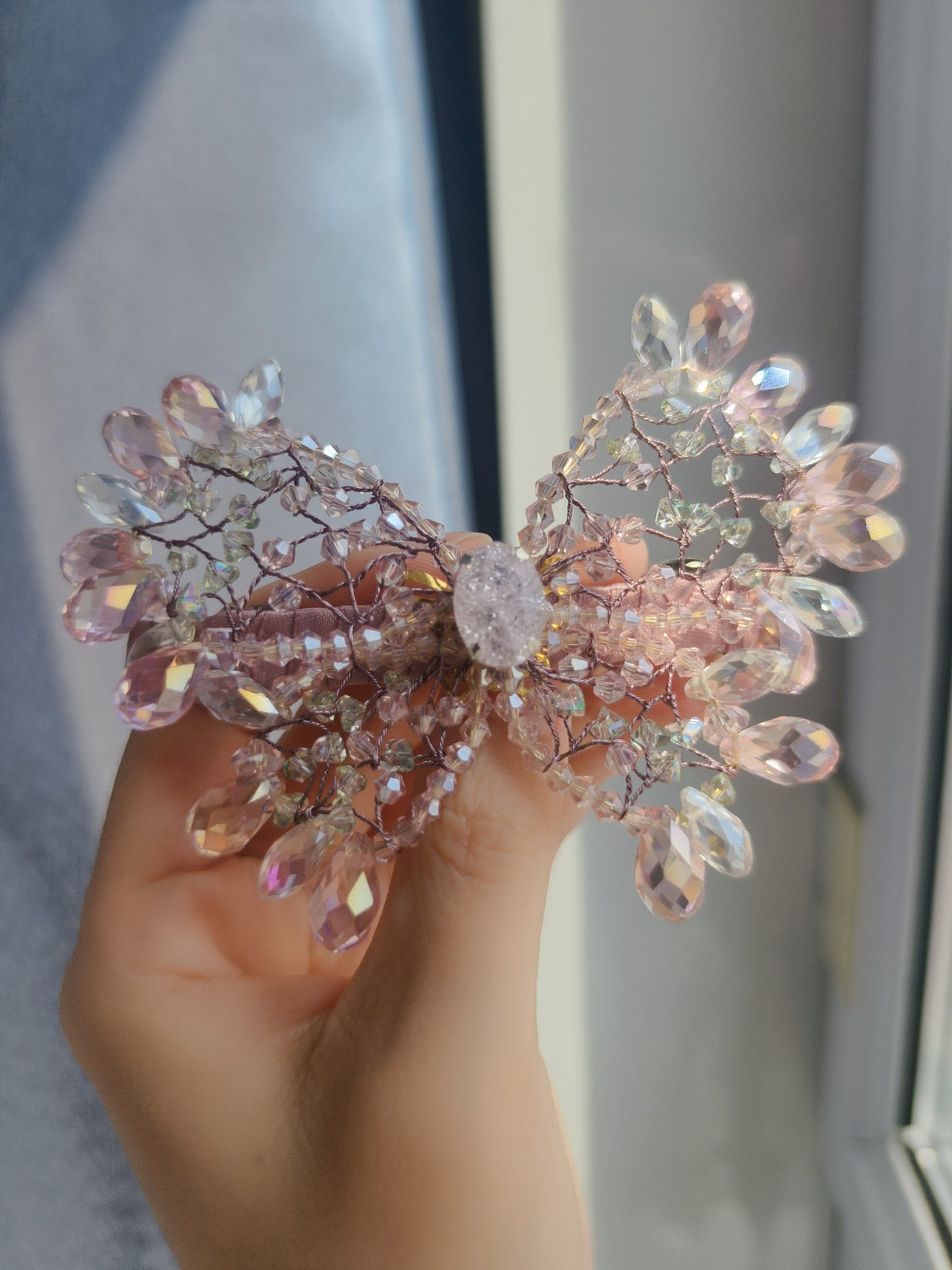 Rose Gold Butterfly Parallel Clip